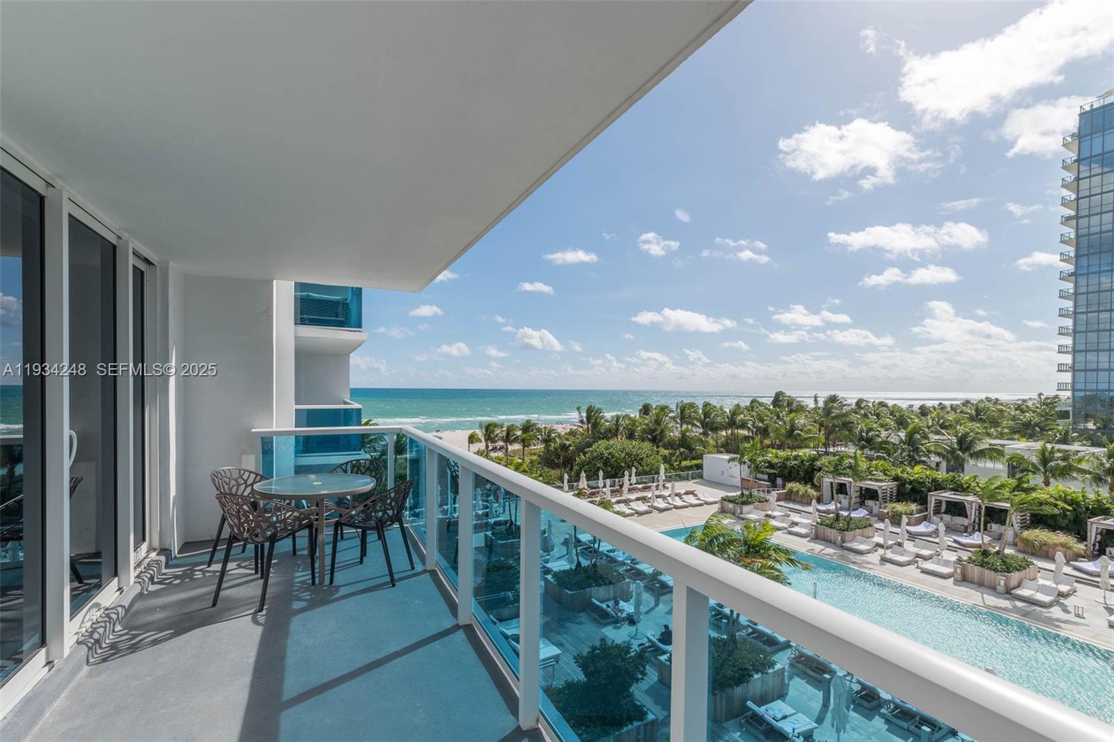 Roney Palace Condo
