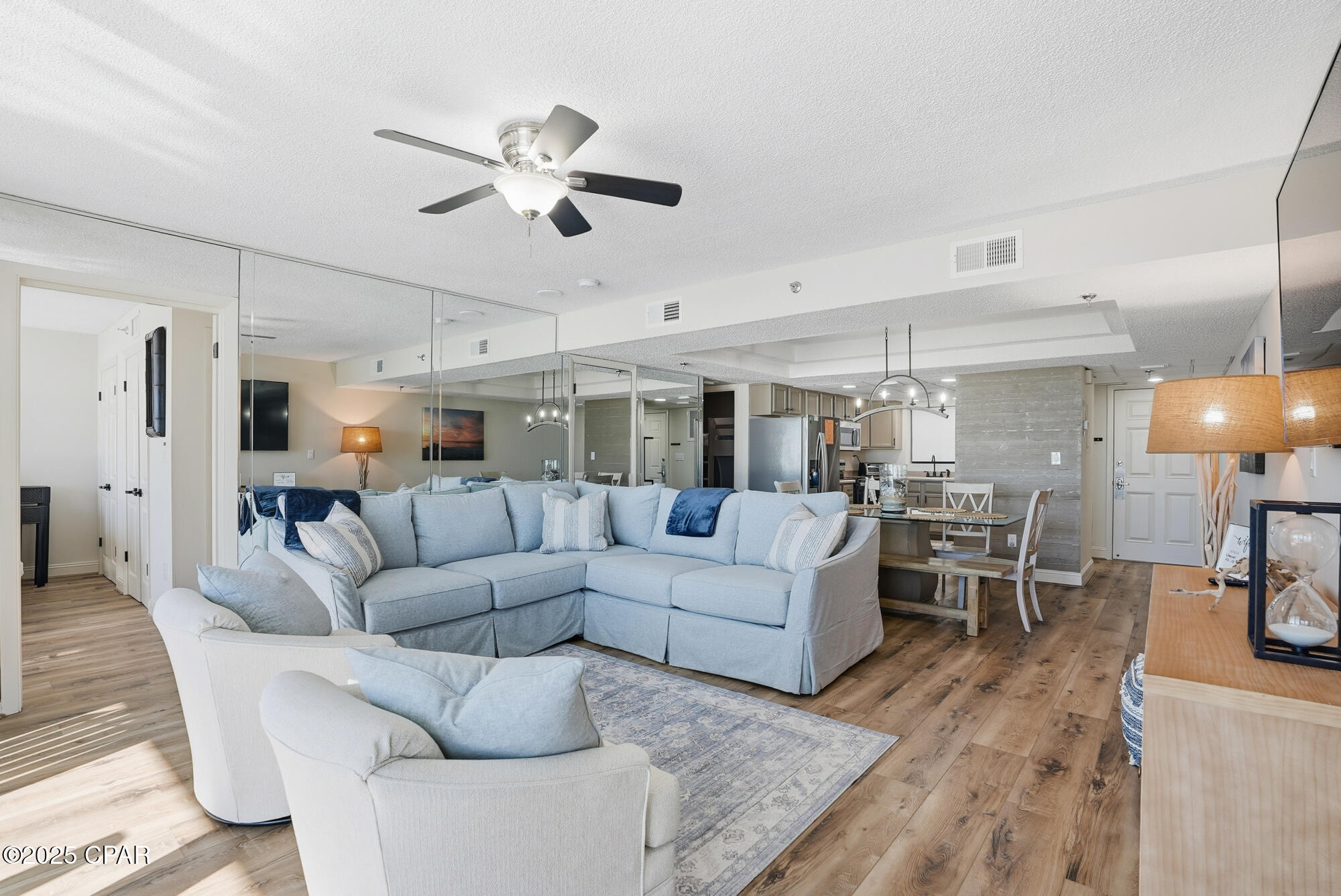 Image 13 For 6201 Thomas Drive 207