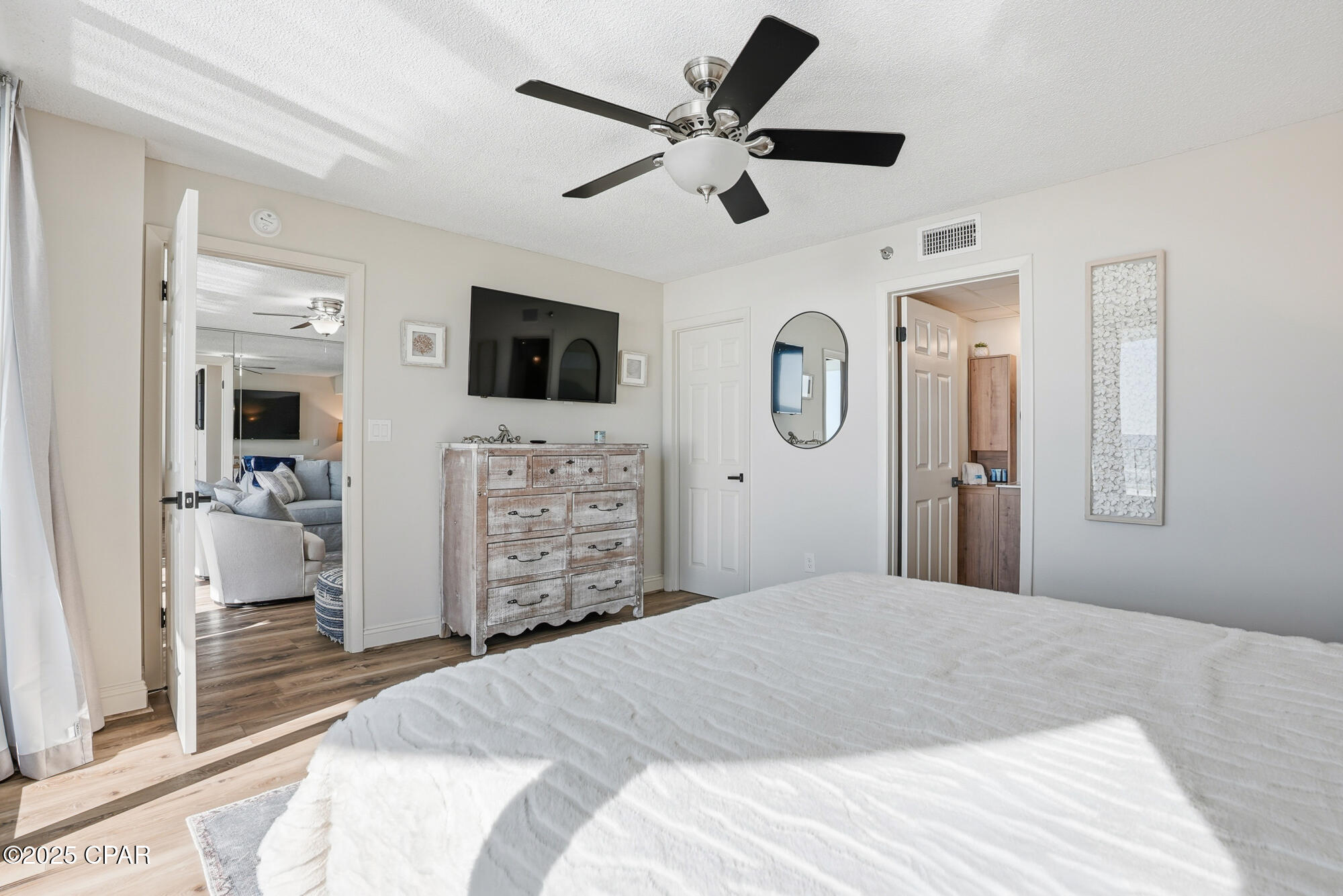 Image 26 For 6201 Thomas Drive 207