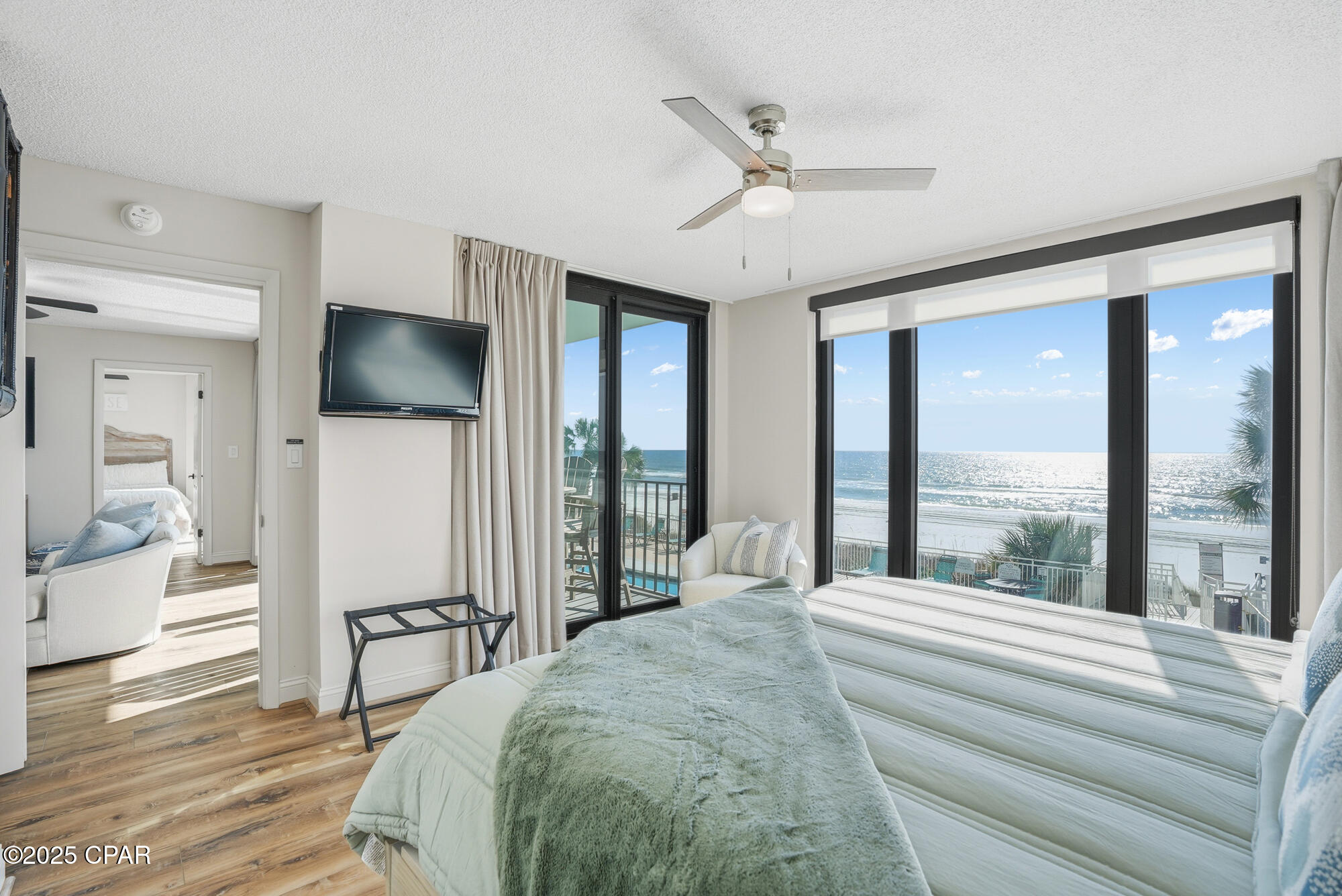 Image 32 For 6201 Thomas Drive 207