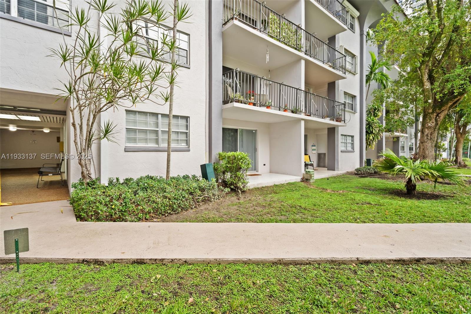 Granda Dadeland Condo