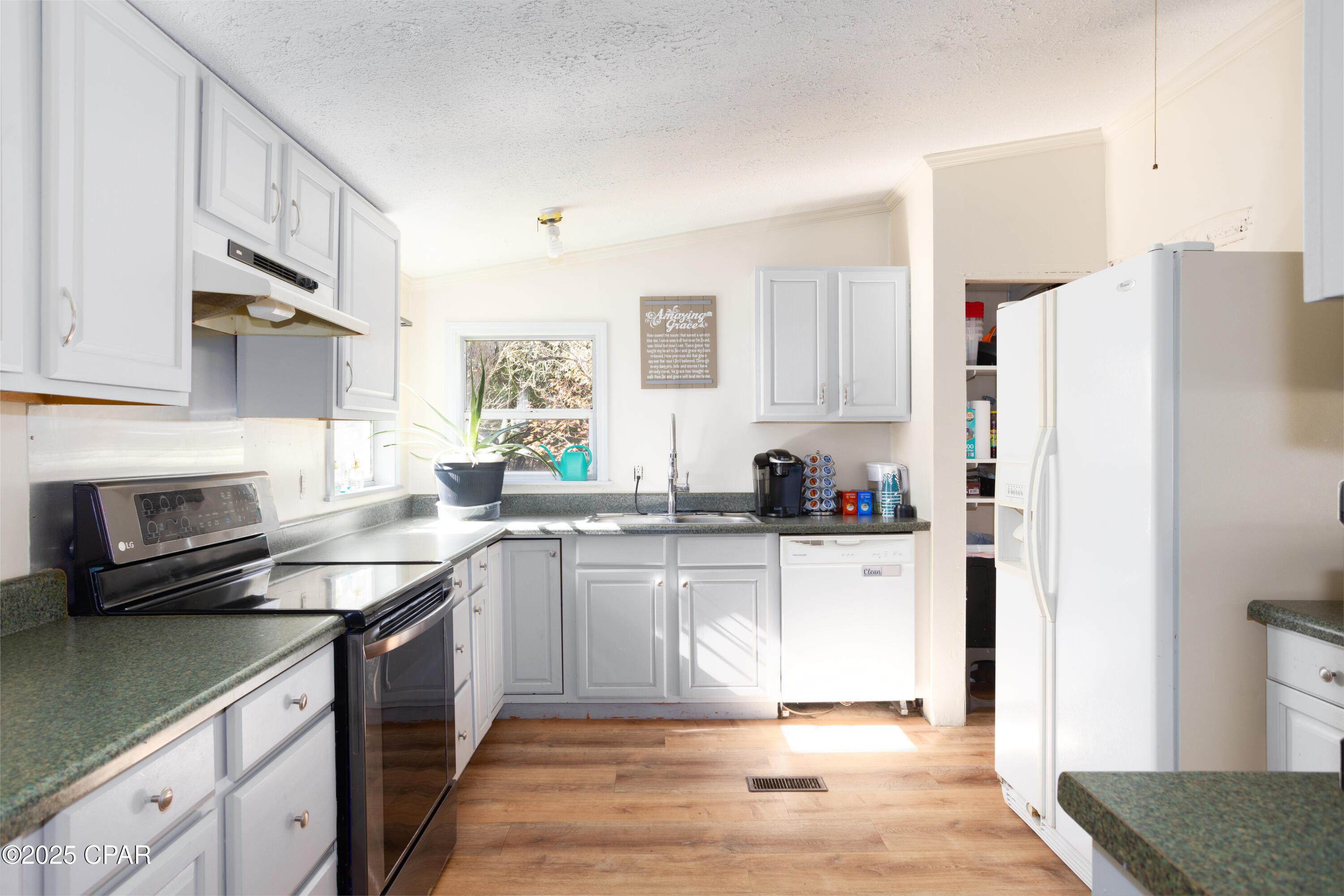 Image 11 For 6618 Bolivia Street