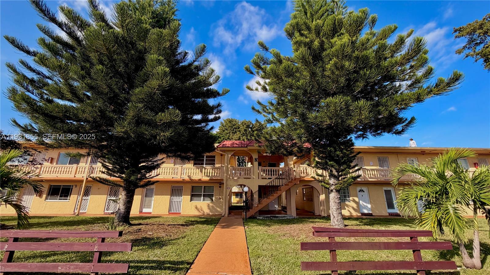 Ro-Mont South Condo Mnpq