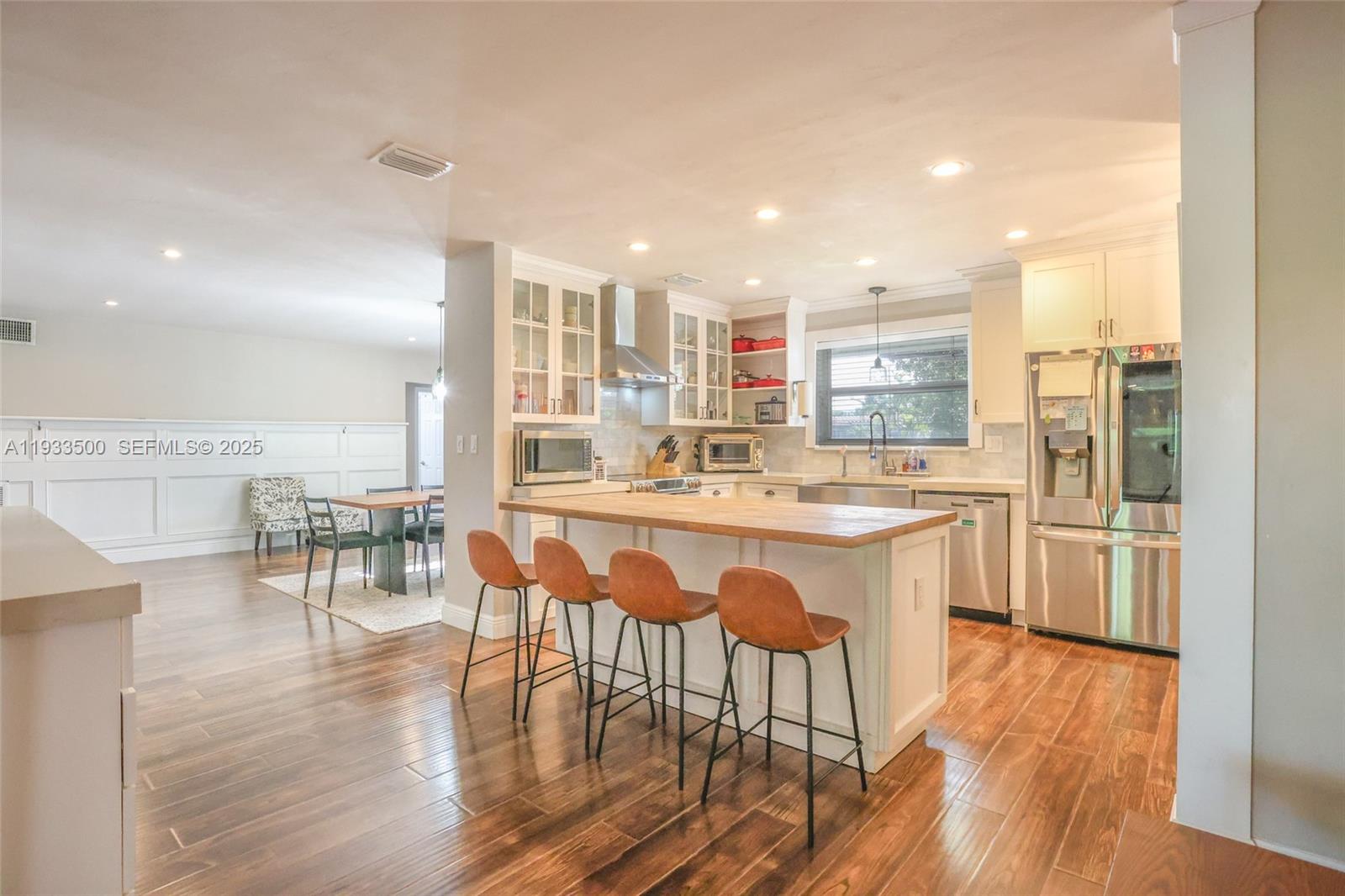 Homes for sale in Fort Lauderdale, FL | 1707 Ne 52Nd St, Fort Lauderdale, FL 33334 | MLS# A11933500