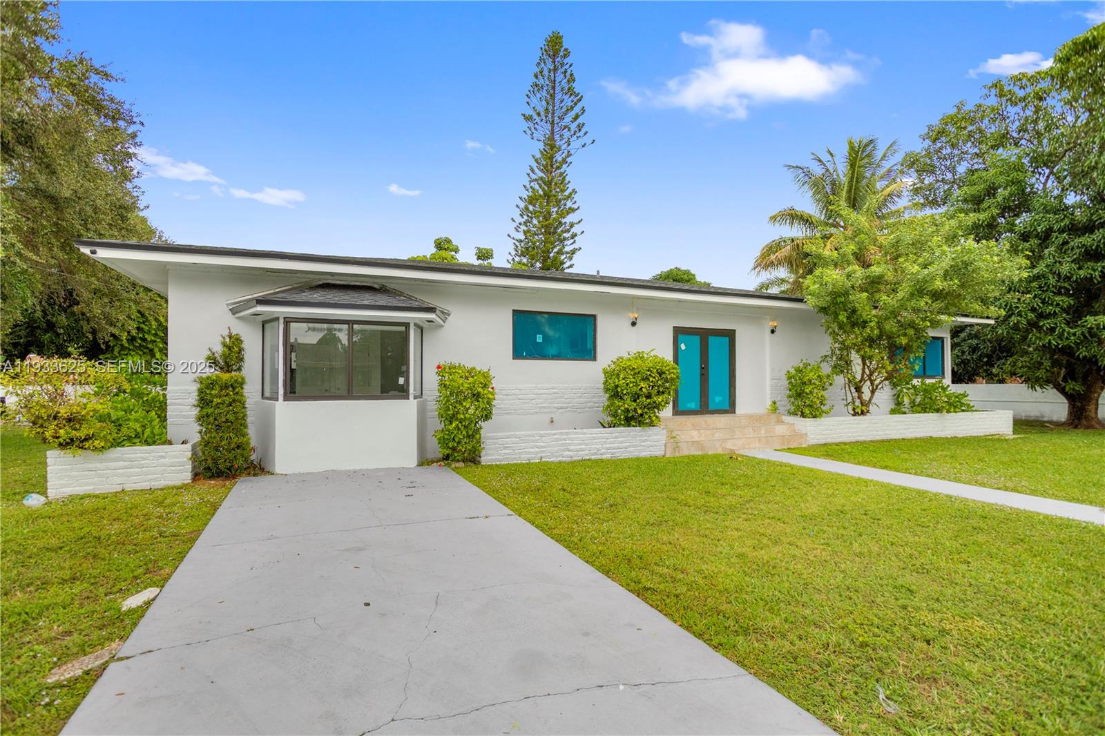 Homes for sale in Miami, FL | 1445 Ne 147Th St, Miami, FL 33161 | MLS# A11933625