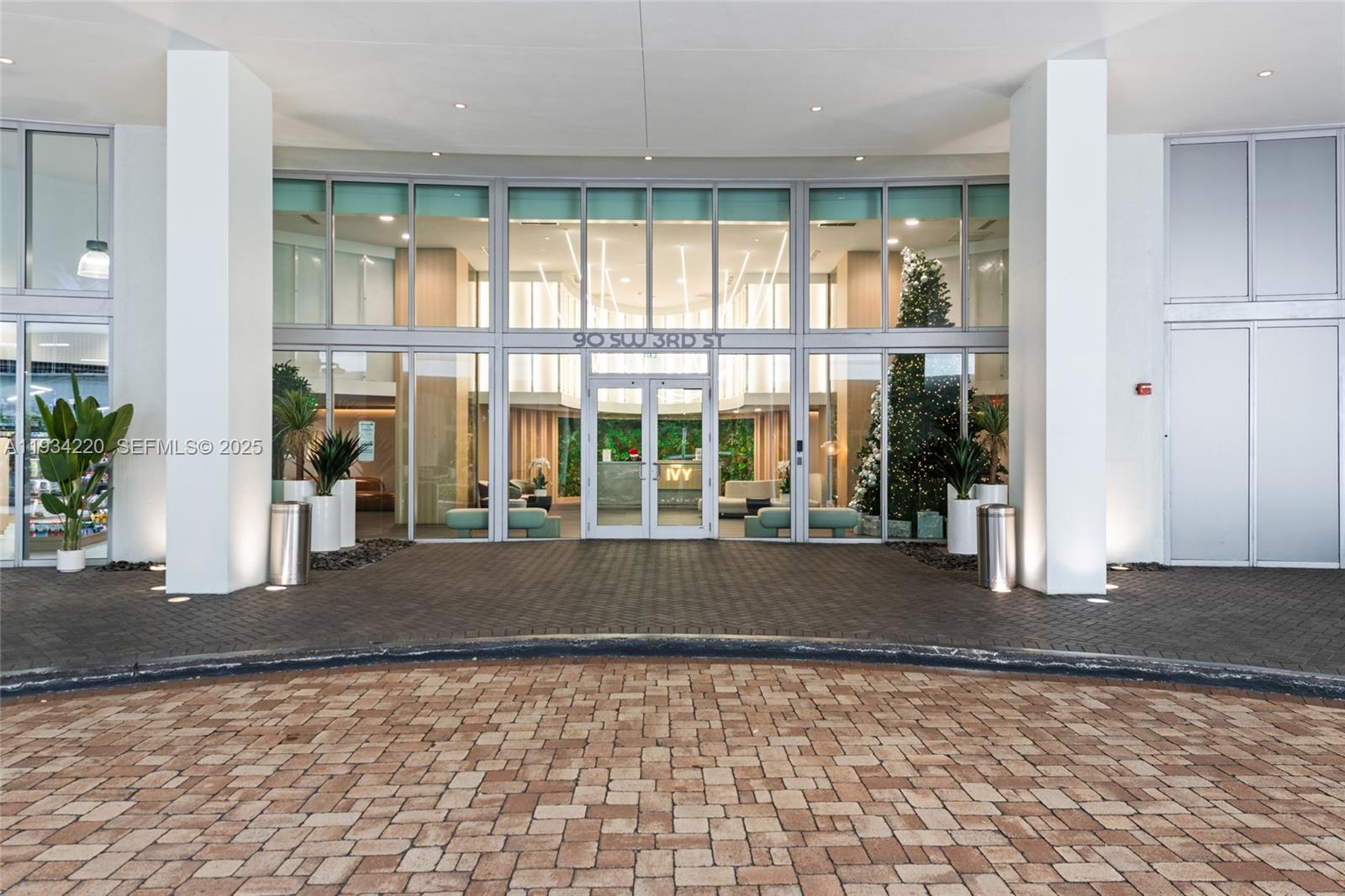 Homes for sale in Miami, FL | 90 Sw 3Rd St #2109, Miami, FL 33130 | MLS# A11934220