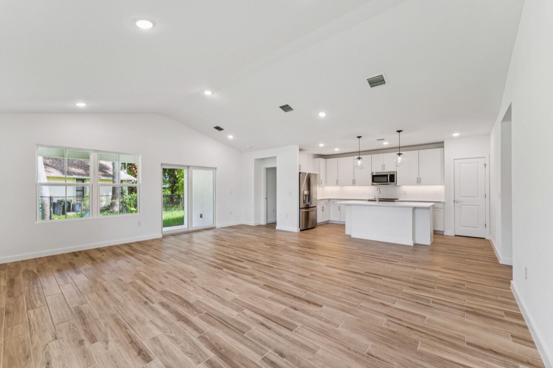 Homes for sale in Port St Lucie, FL | 1401 Sw Oriole Lane #55, Port St Lucie, FL 34953 | MLS# R11149352