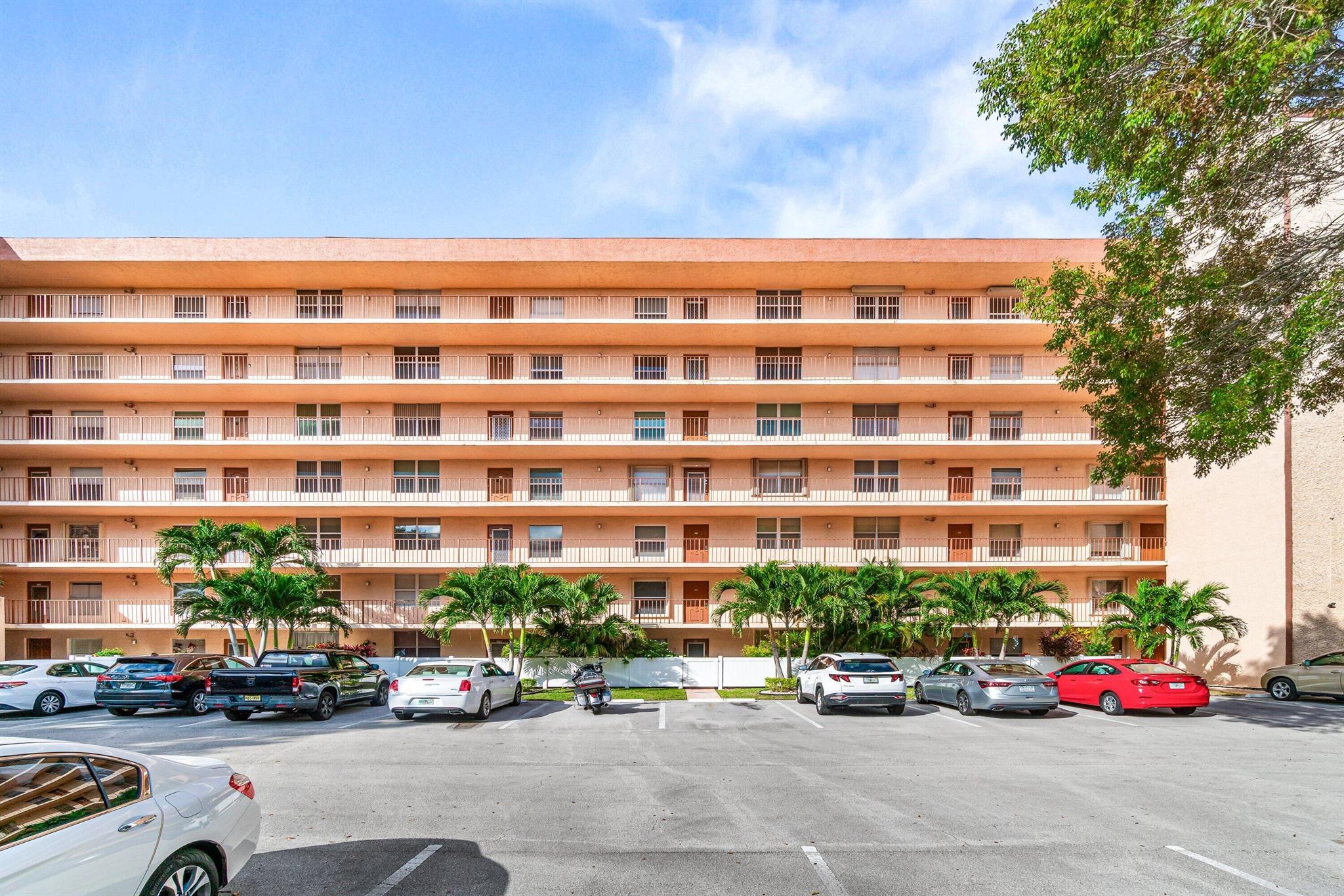 Homes for sale in Delray Beach, FL | 14623 Bonaire Boulevard #608, Delray Beach, FL 33446 | MLS# R11149356