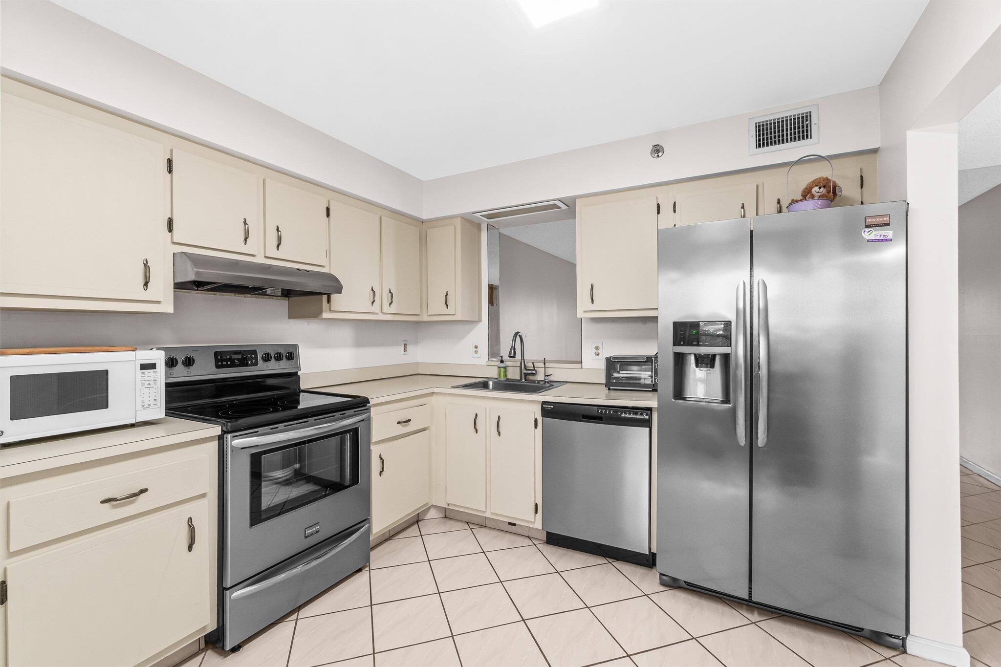 Homes for sale in Delray Beach, FL | 14623 Bonaire Boulevard #608, Delray Beach, FL 33446 | MLS# R11149356