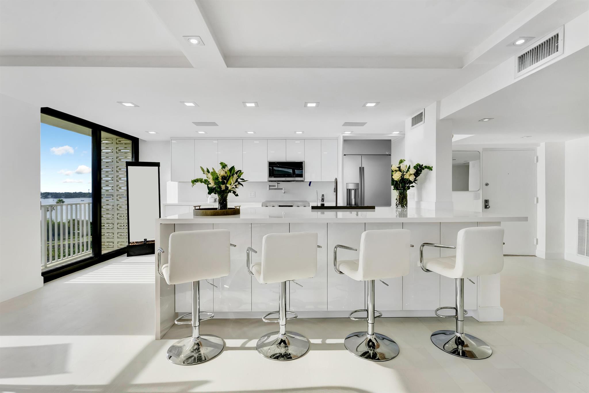 Homes for sale in Palm Beach, FL | 3360 S Ocean Boulevard #5 G Ii, Palm Beach, FL 33480 | MLS# R11149353