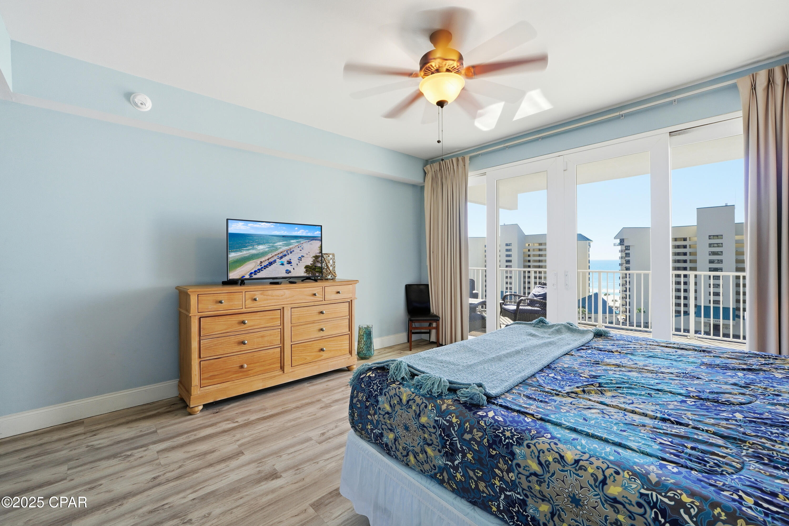 Image 17 For 9860 Thomas Drive 720