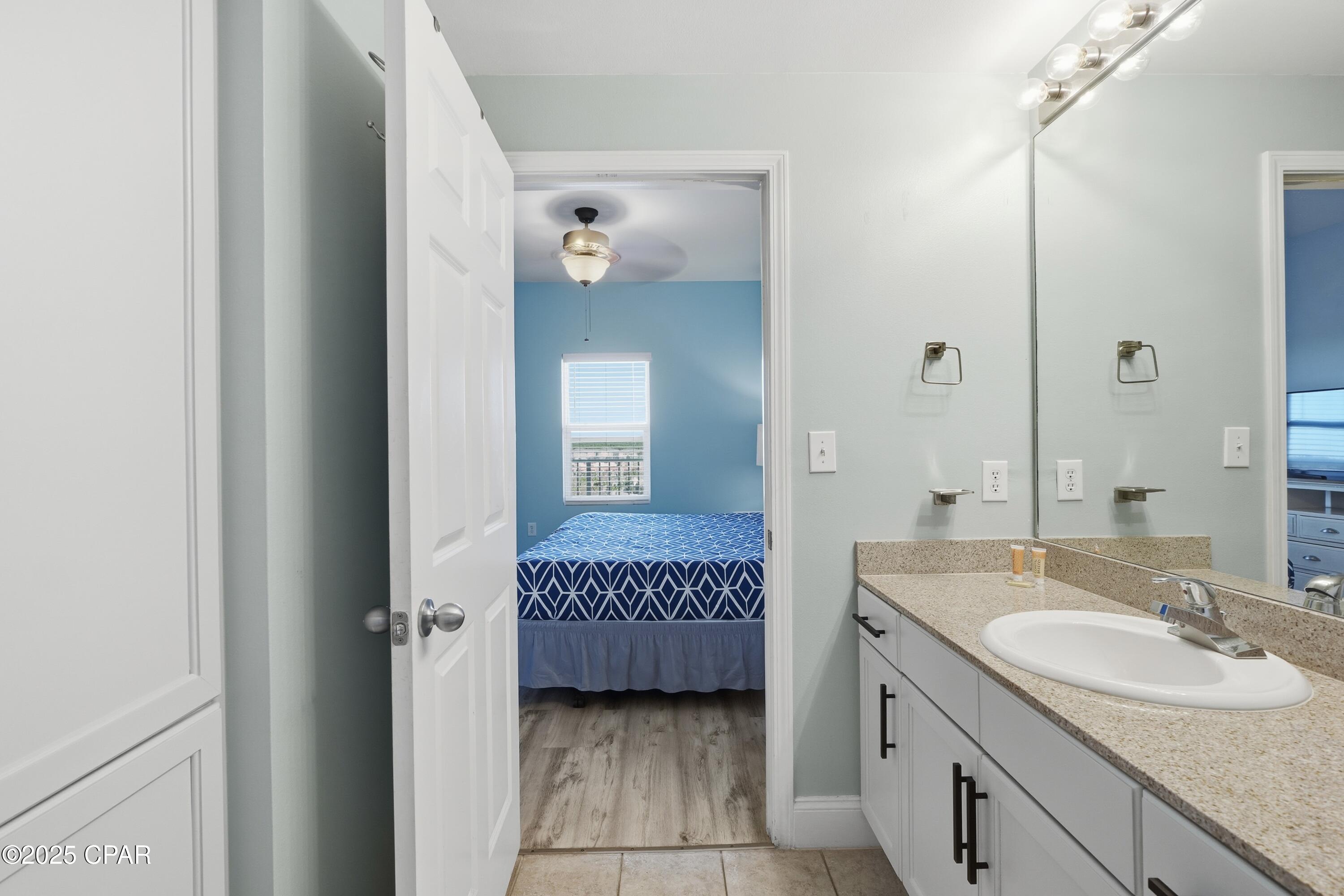 Image 25 For 9860 Thomas Drive 720