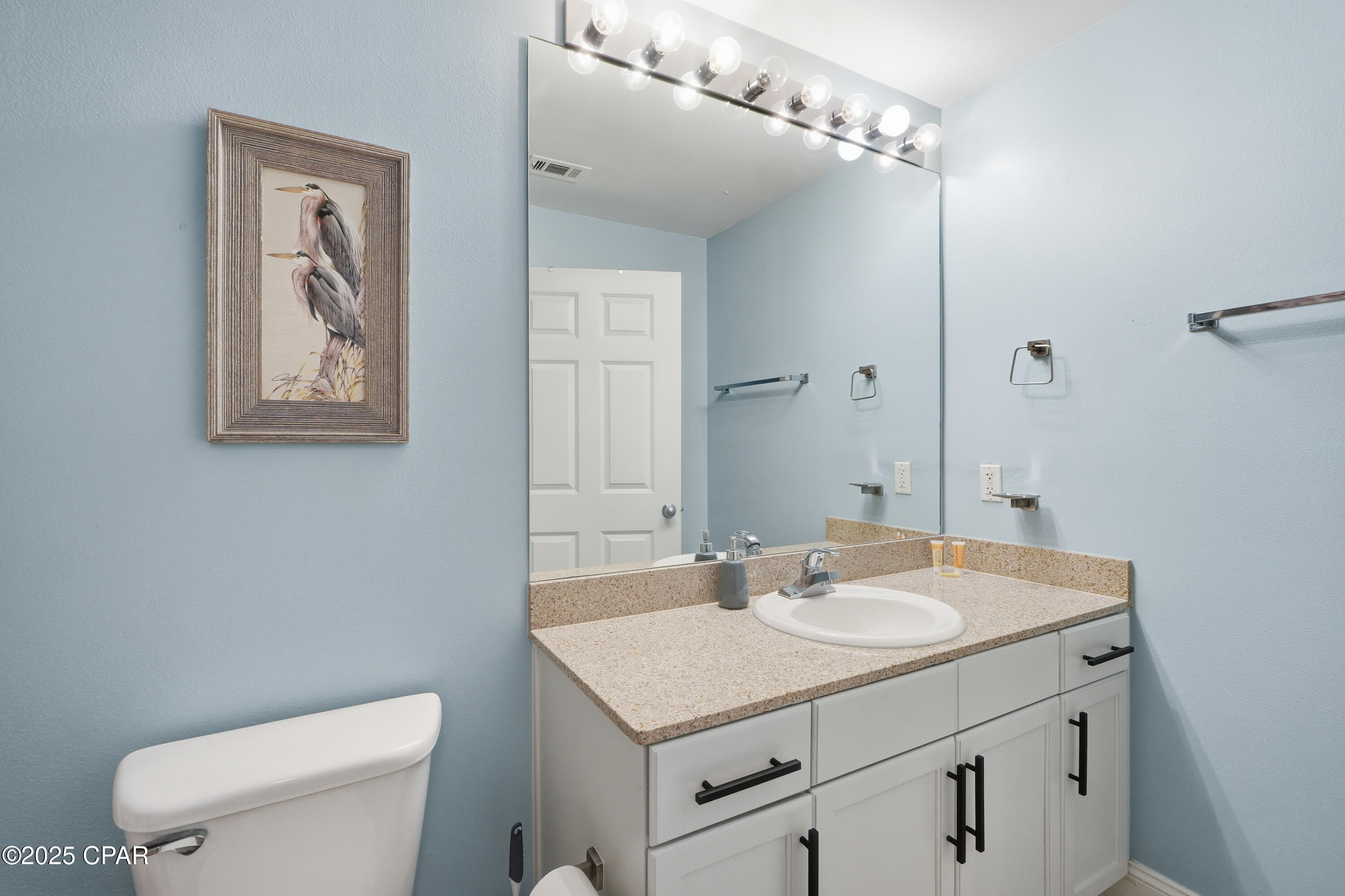 Image 33 For 9860 Thomas Drive 720