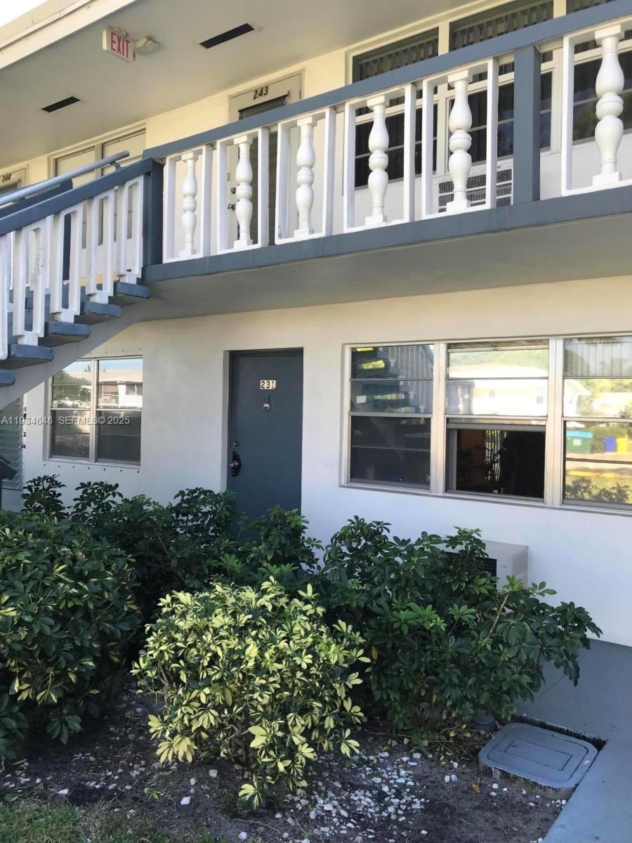 Open-concept living area at 243 Sheffield J - Condo in West Palm Beach