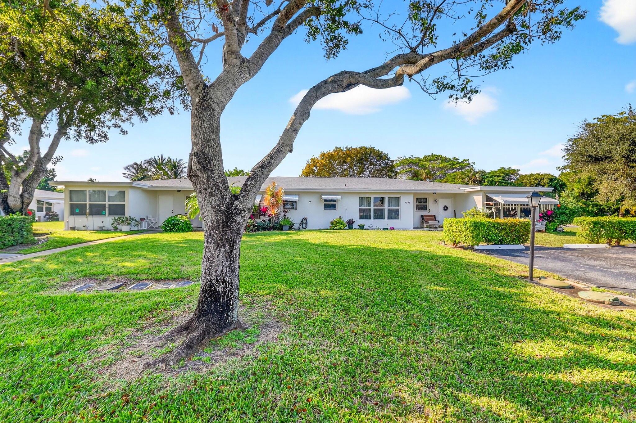 Pointe Overlook Condo