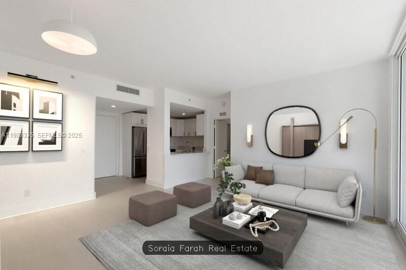 The Metropolitan Condo