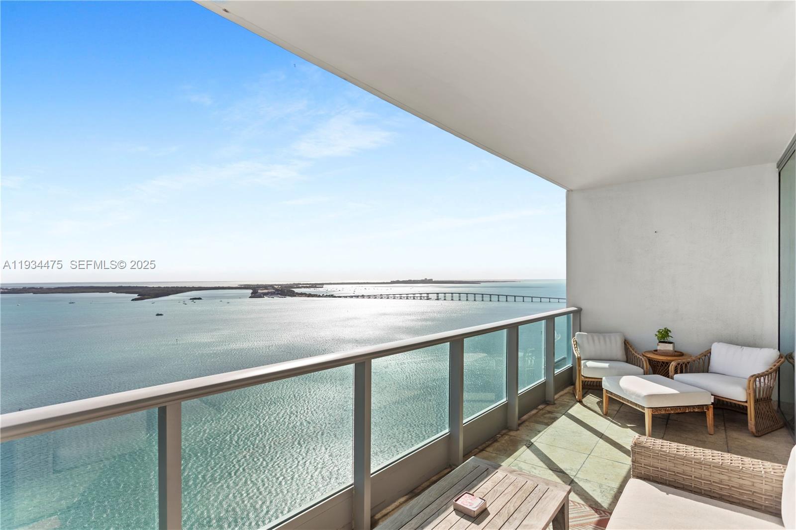 Condo for Sale in Miami, FL