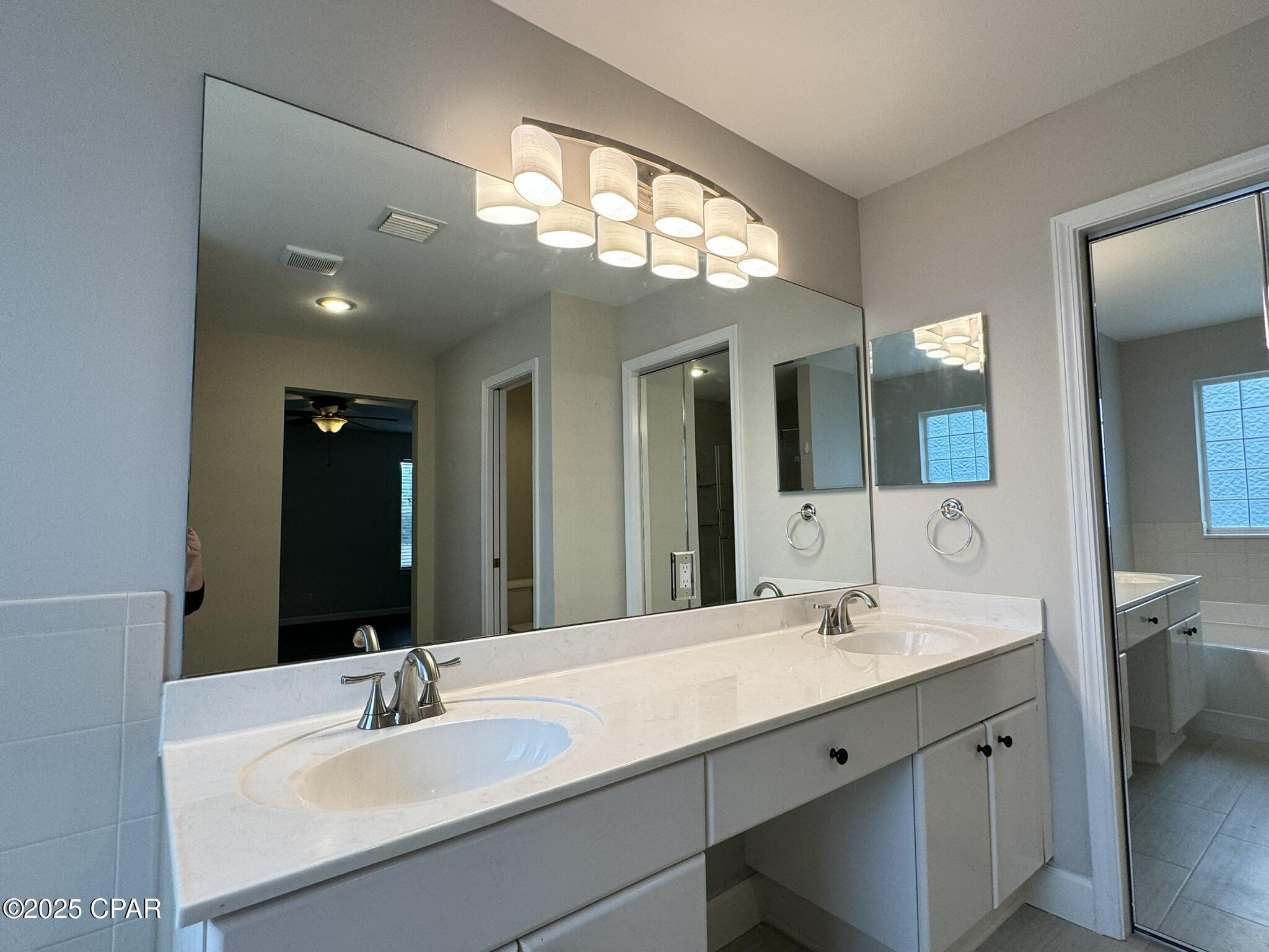 Image 39 For 222 Biltmore Place