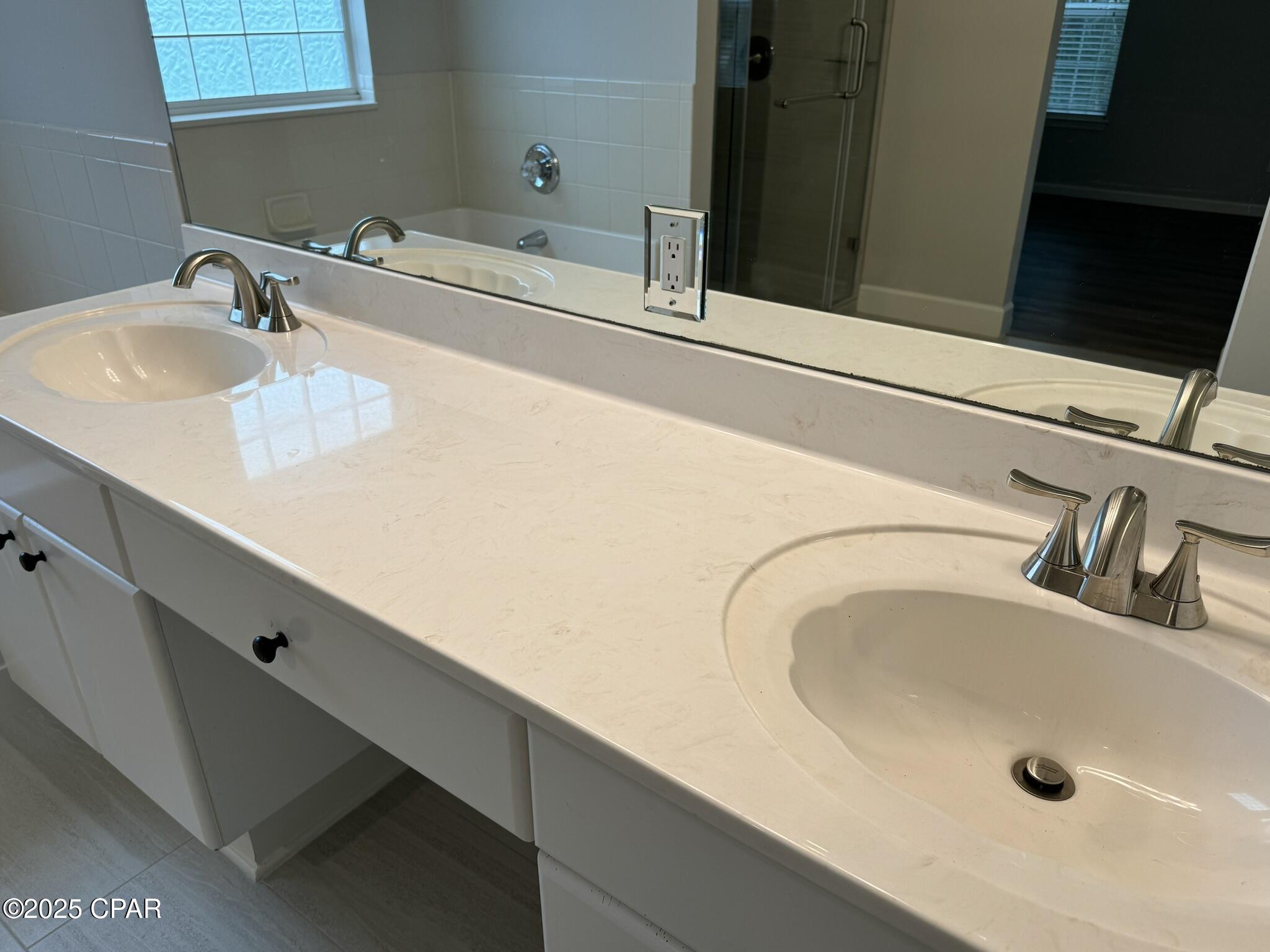 Image 42 For 222 Biltmore Place