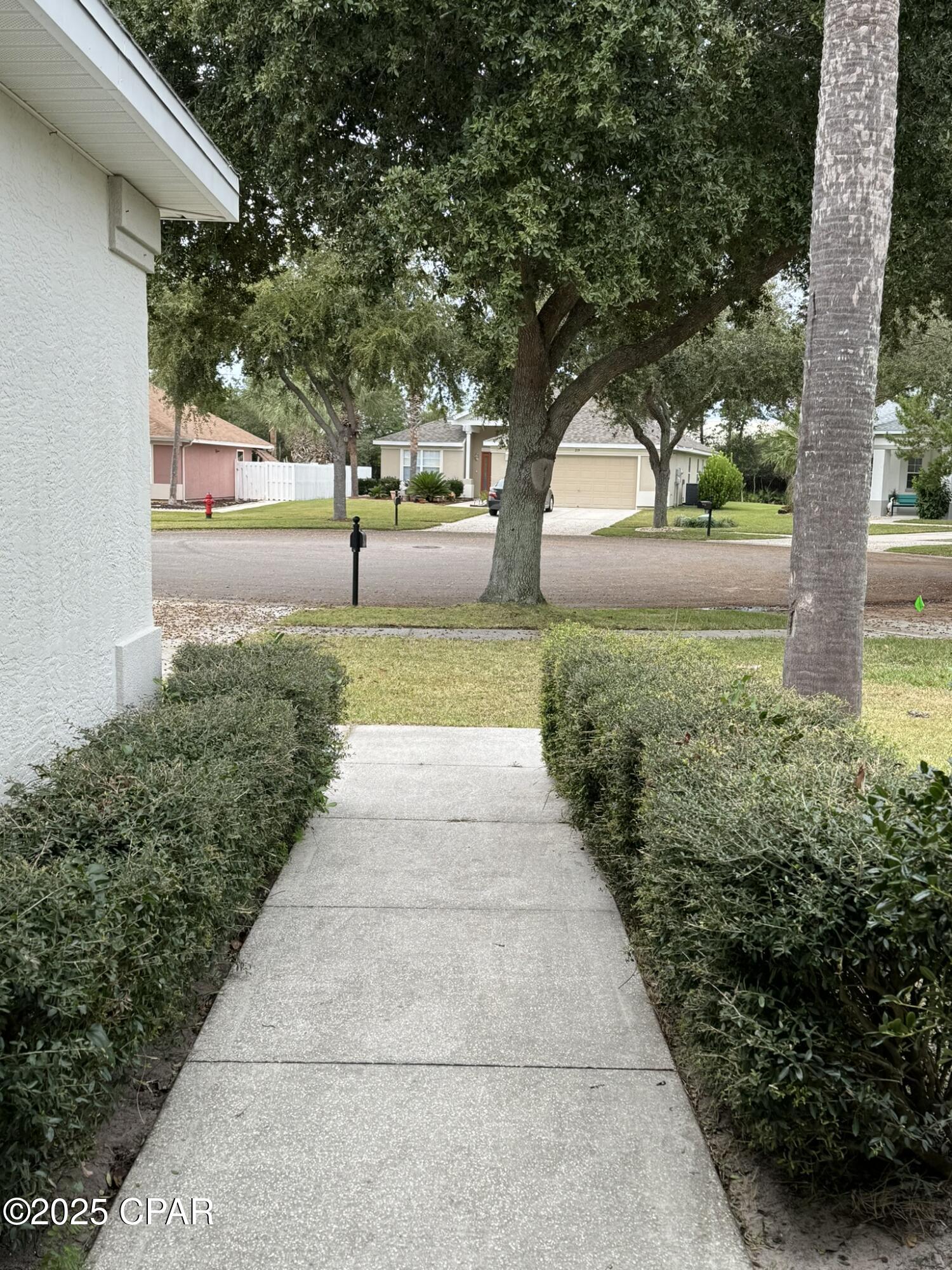 Image 5 For 222 Biltmore Place