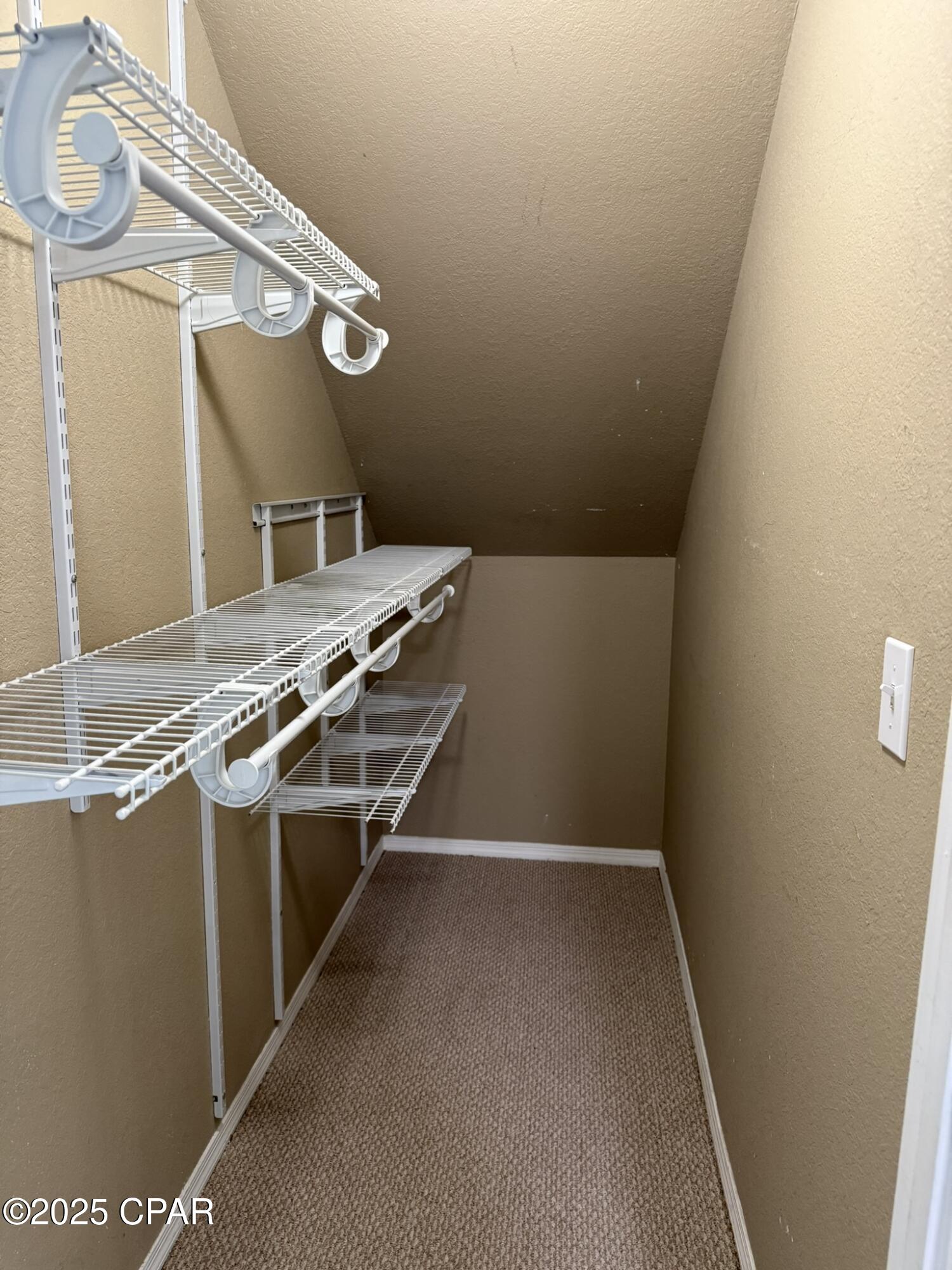 Image 12 For 1001 Lighthouse Road