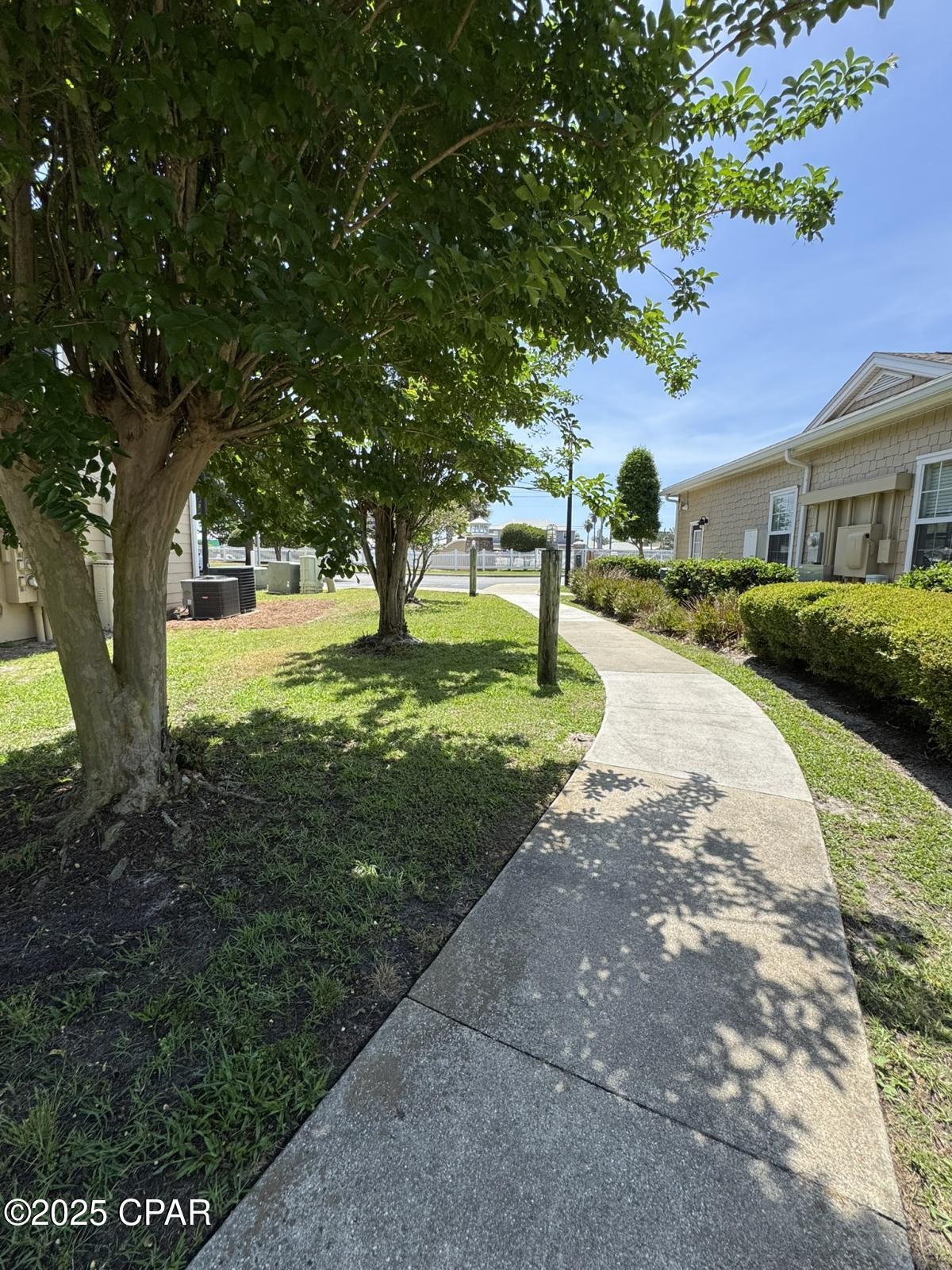 Image 26 For 1001 Lighthouse Road