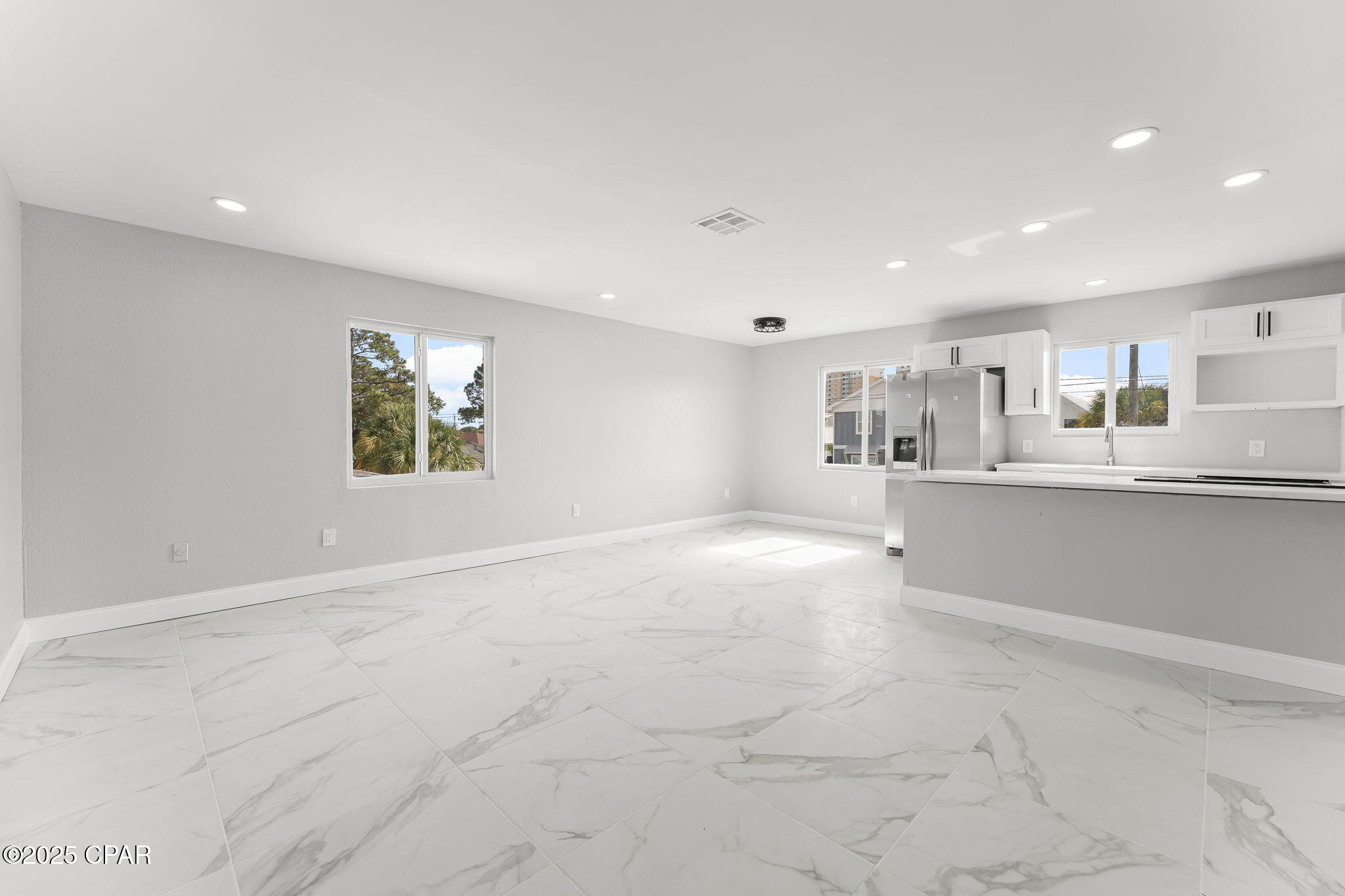 Image 11 For 3908 Ocean View Drive A