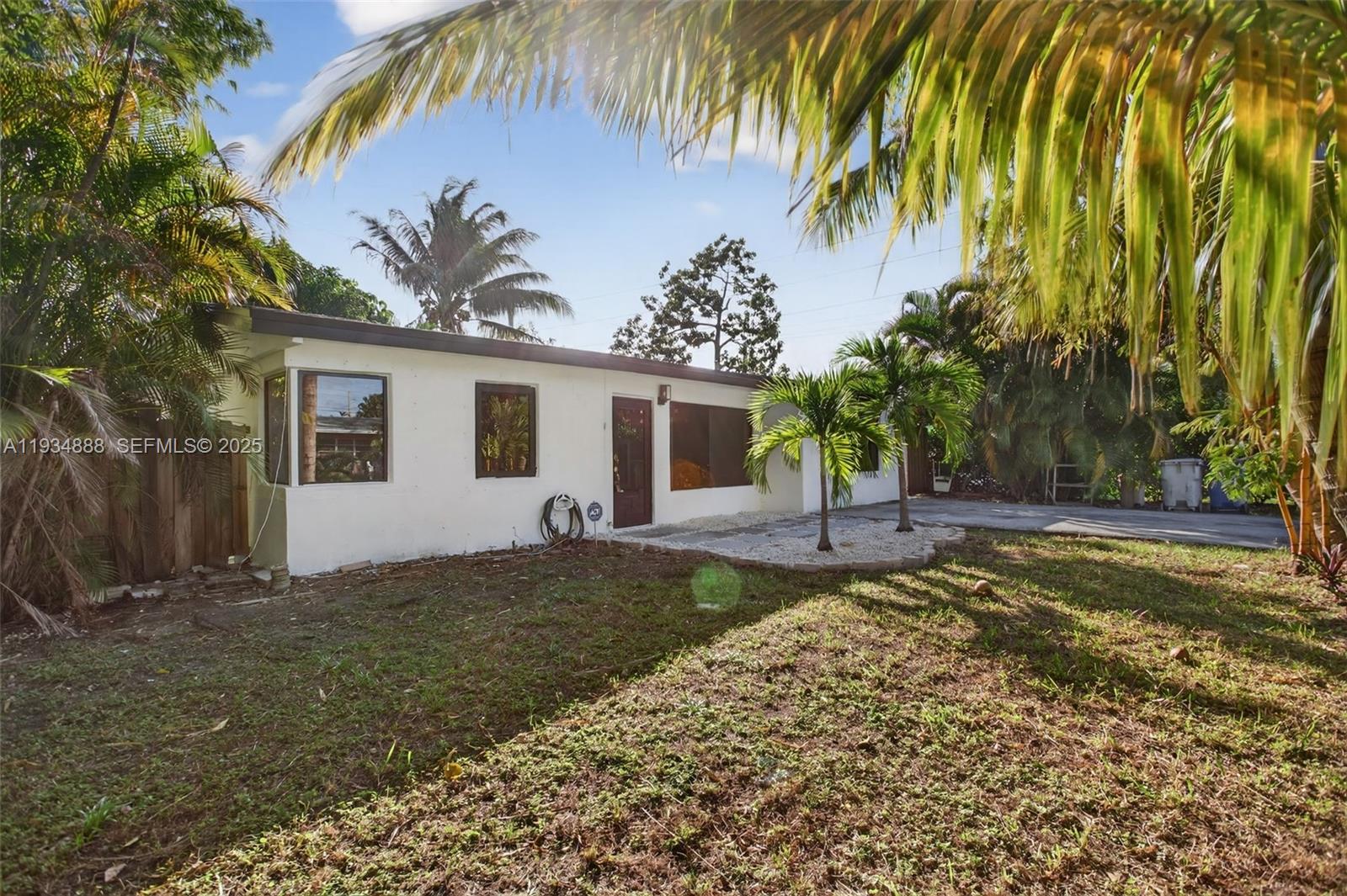 Homes for sale in Pompano Beach, FL | 1488 Ne 29Th St, Pompano Beach, FL 33064 | MLS# A11934888