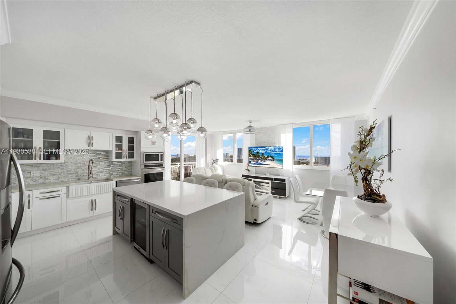 Duo Condominium East