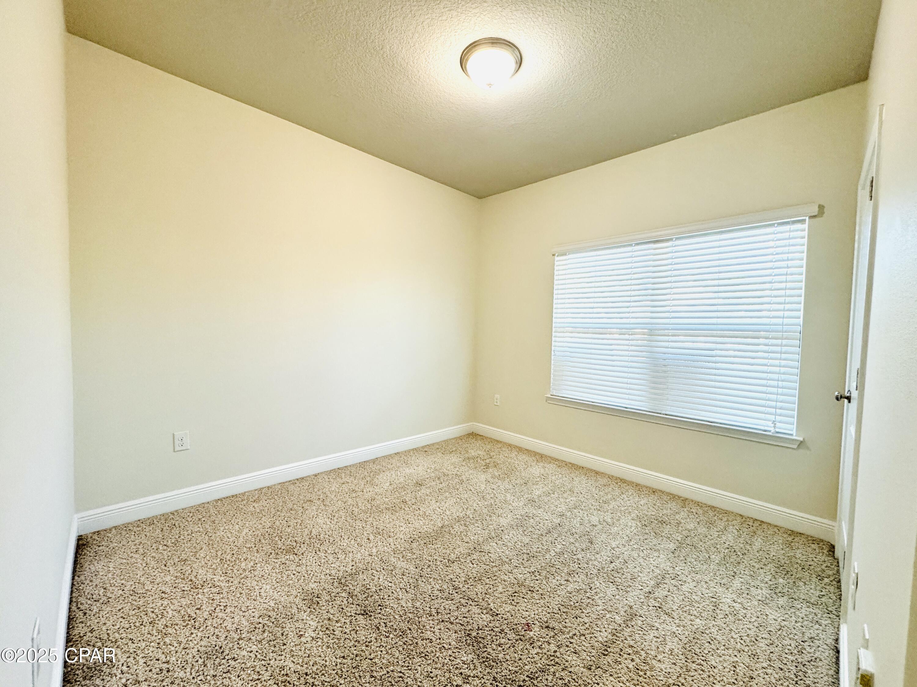 Image 16 For 115 Moonraker Circle