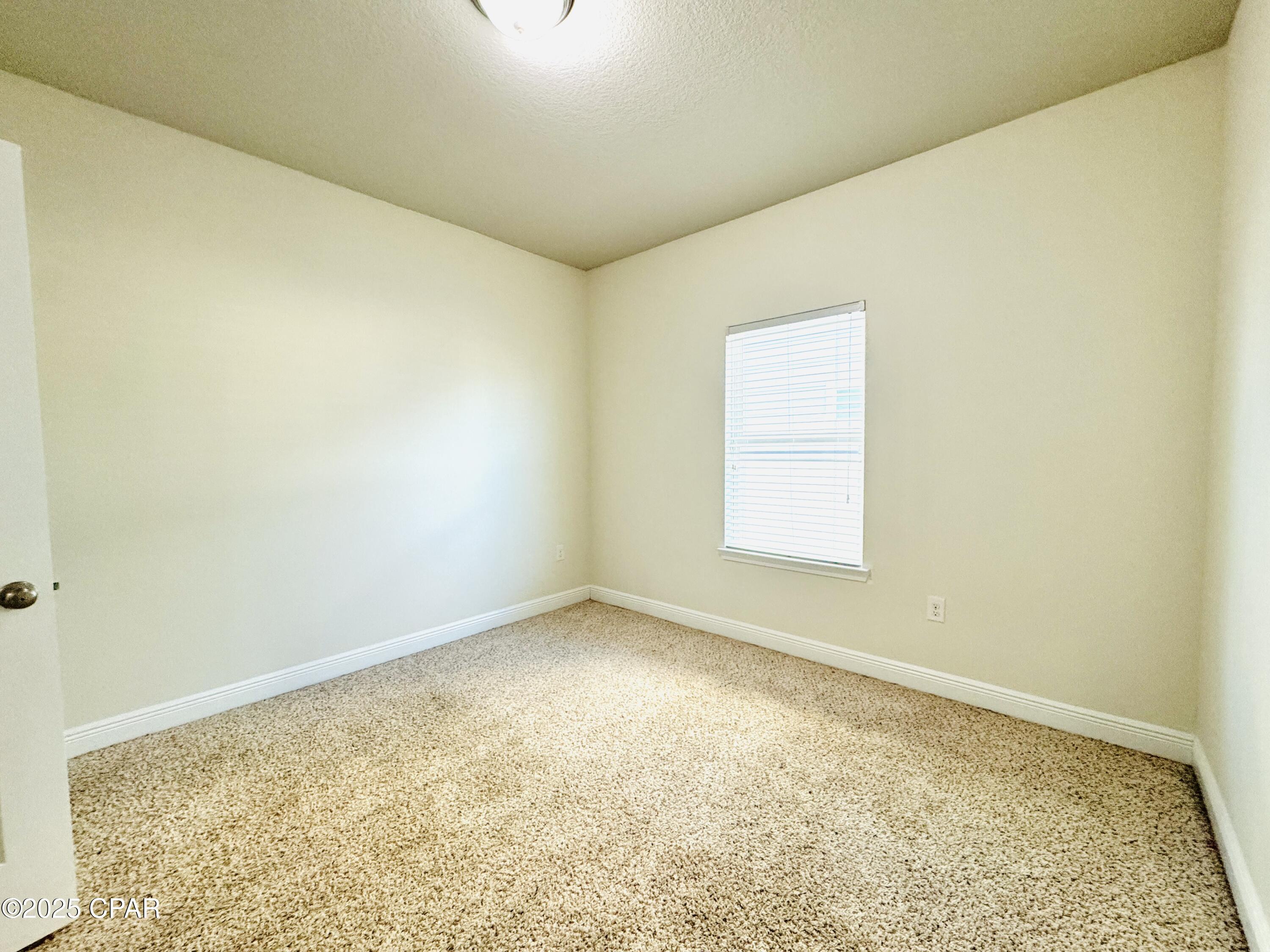 Image 24 For 115 Moonraker Circle