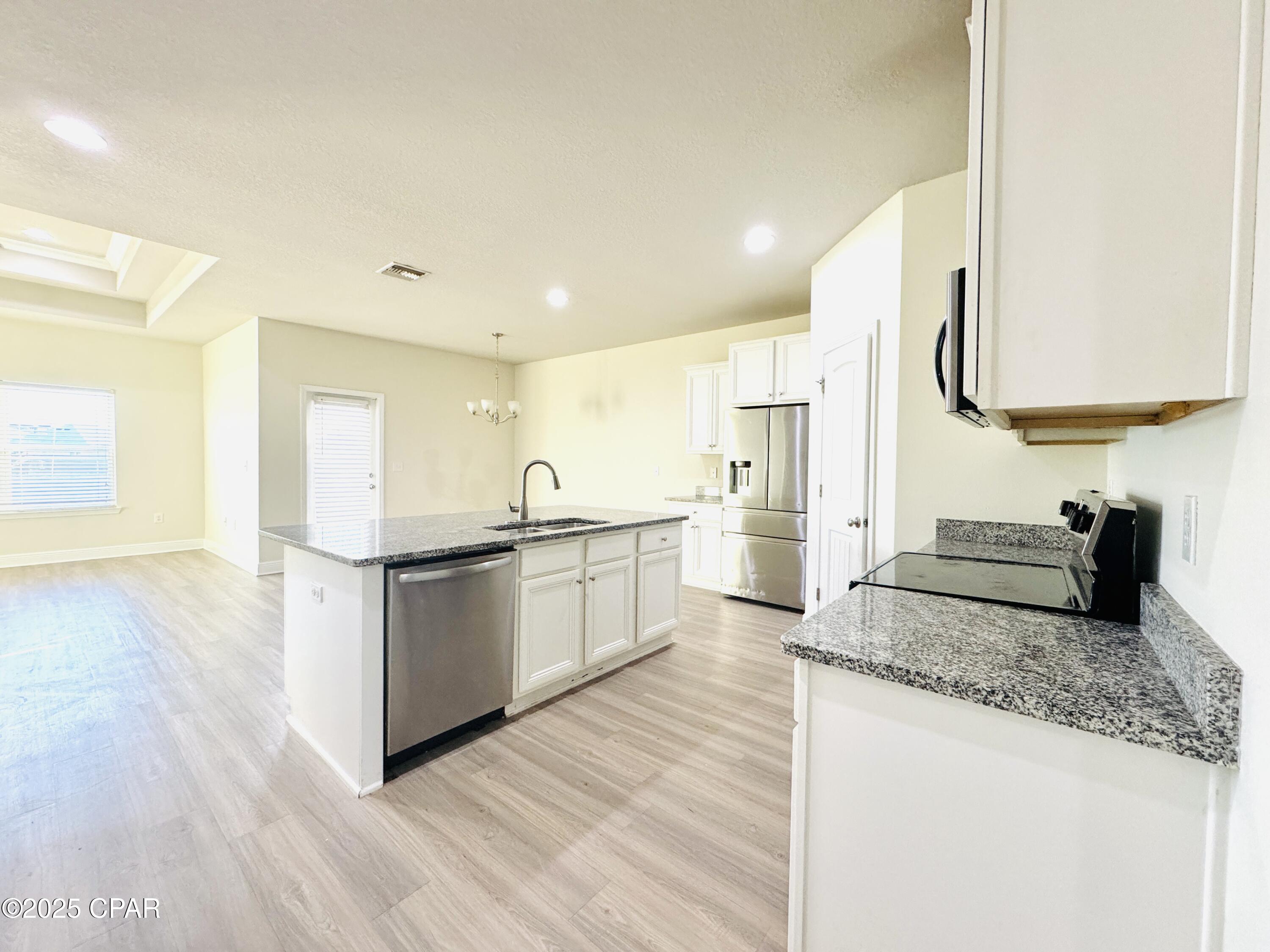 Image 3 For 115 Moonraker Circle