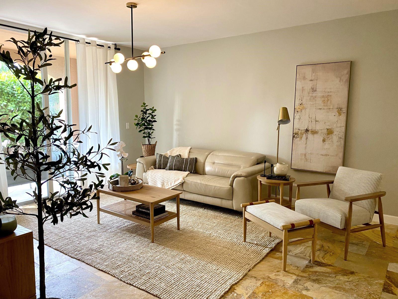 The Yacht Club At Aventur