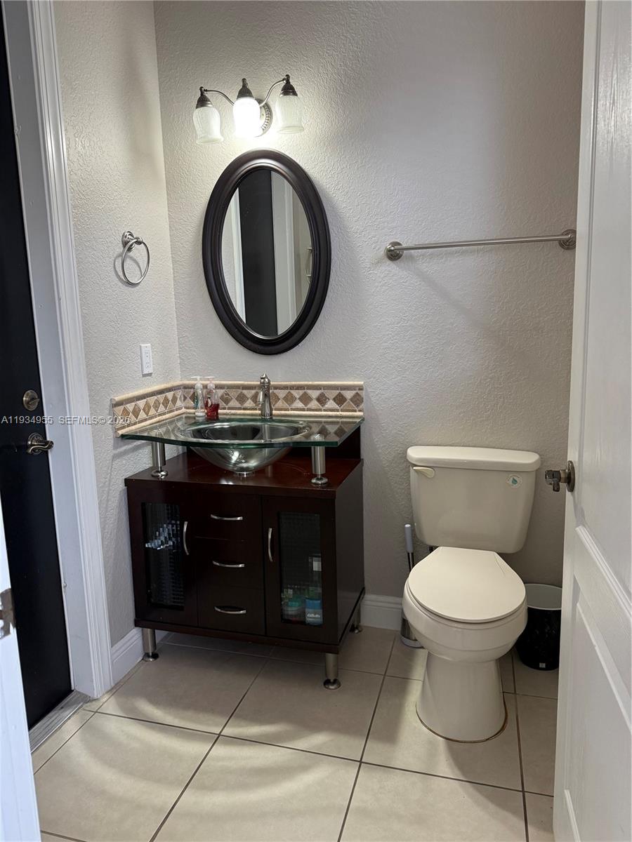 2239 SE 19th Ave 2239