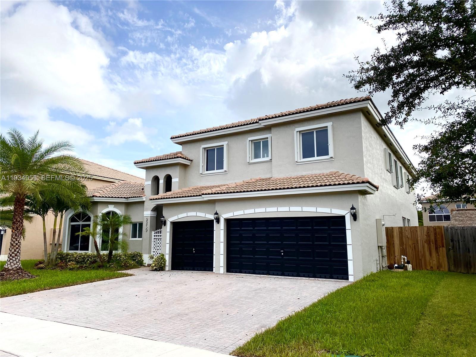 2239 SE 19th Ave 2239