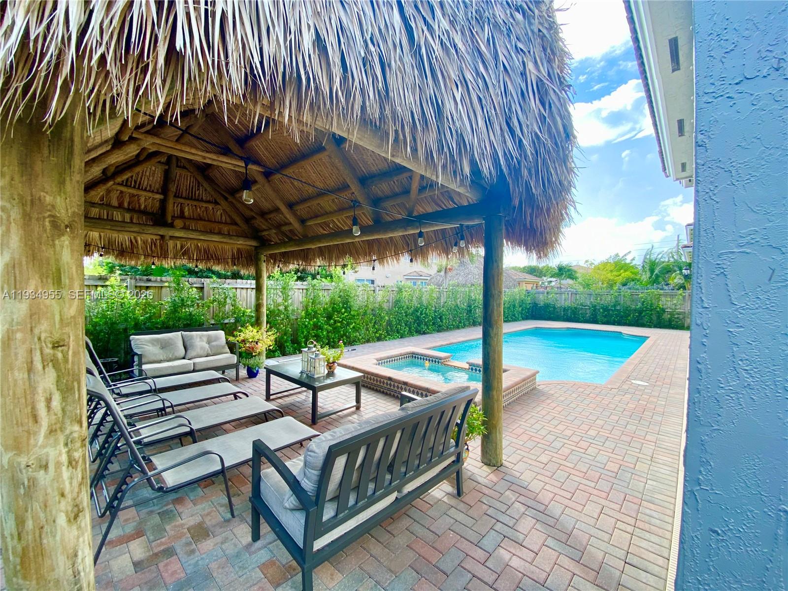 2239 SE 19th Ave 2239