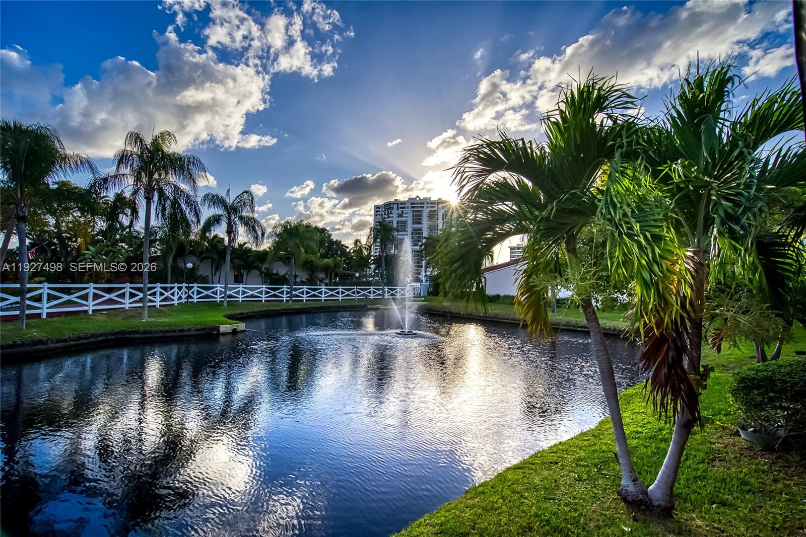 2669 Parkview Dr Unit , Hallandale Beach, Florida 33009