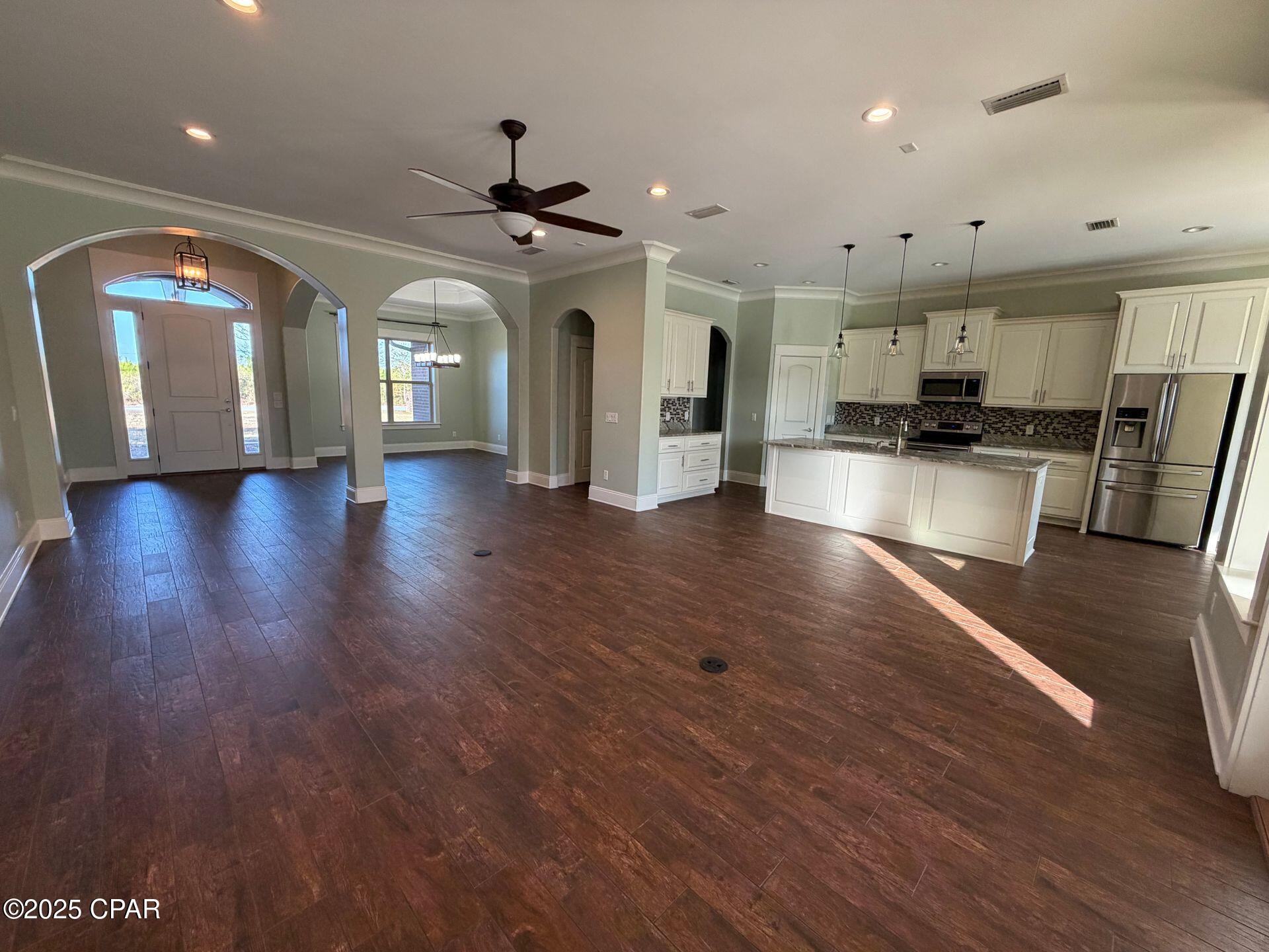 Image 5 For 4528 Tropical Drive