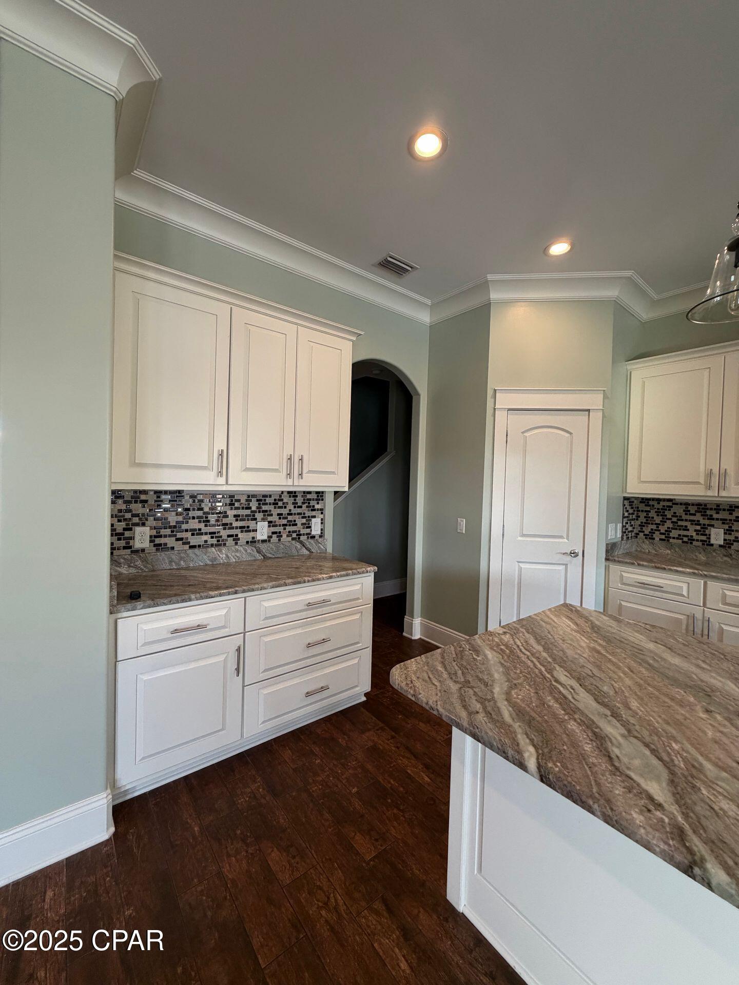 Image 9 For 4528 Tropical Drive