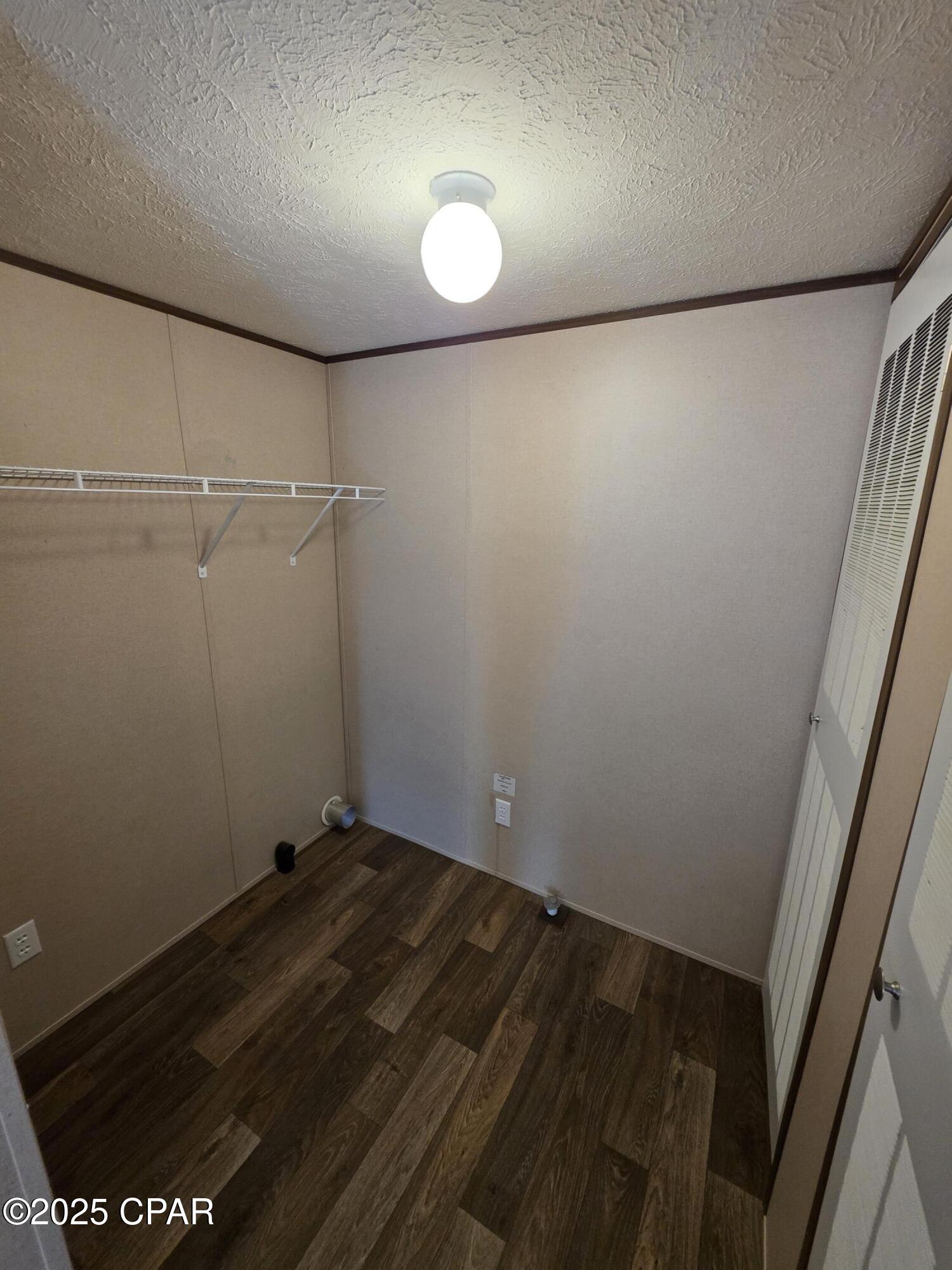 Image 5 For 2723 19th Street 2b