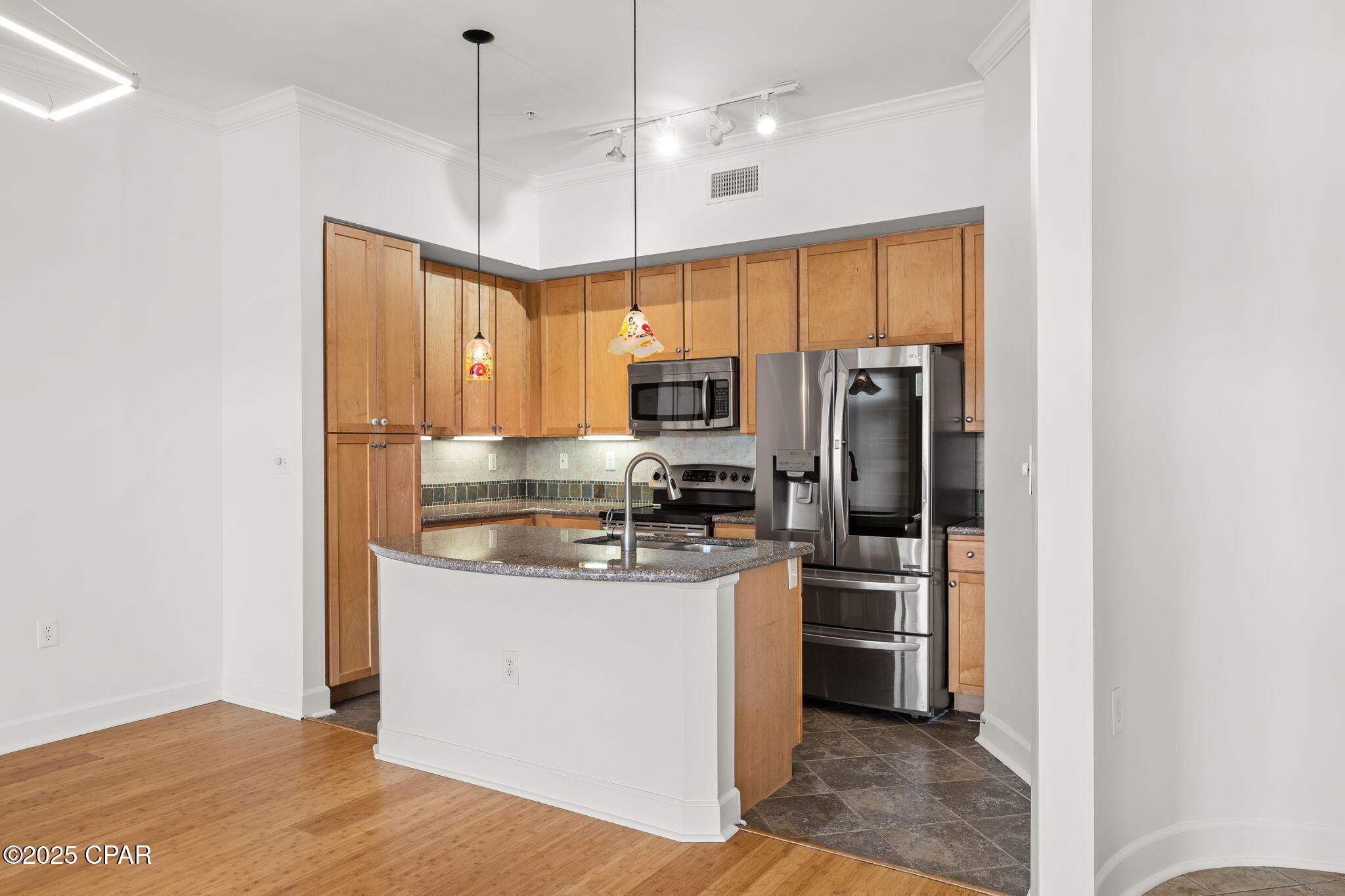 Image 24 For 8700 Front Beach Road 6301