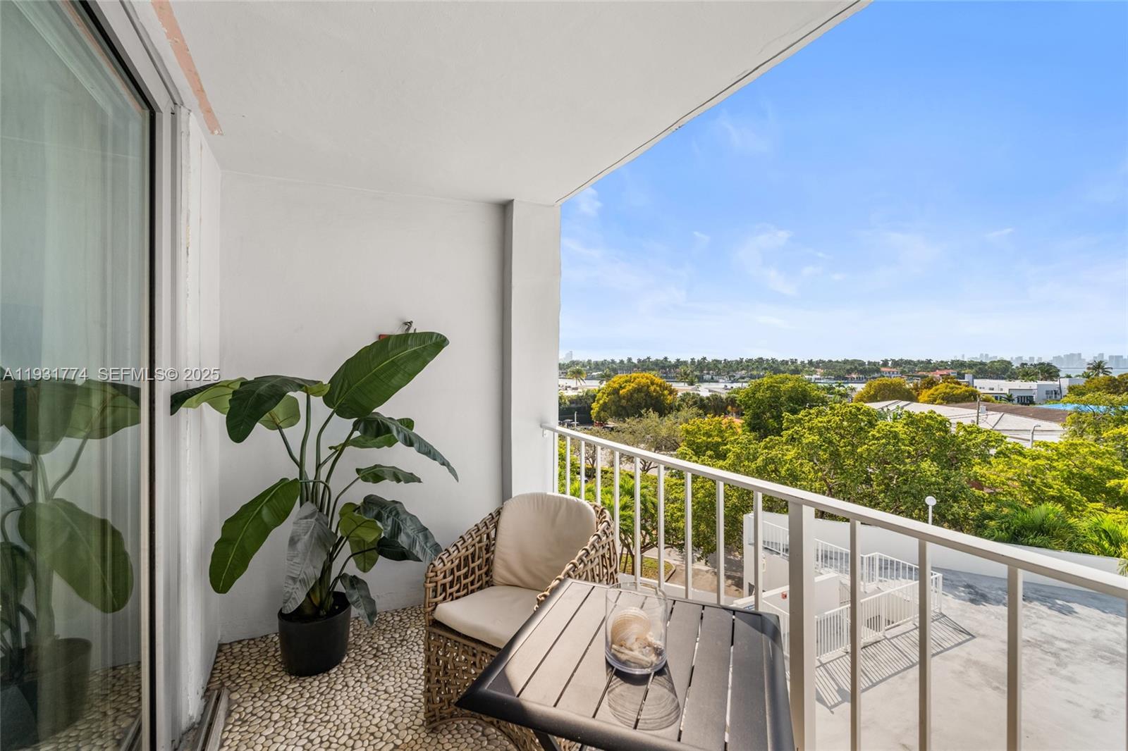 Homes for sale in Miami Beach, FL | 6900 Bay Dr #5K, Miami Beach, FL 33141 | MLS# A11931774