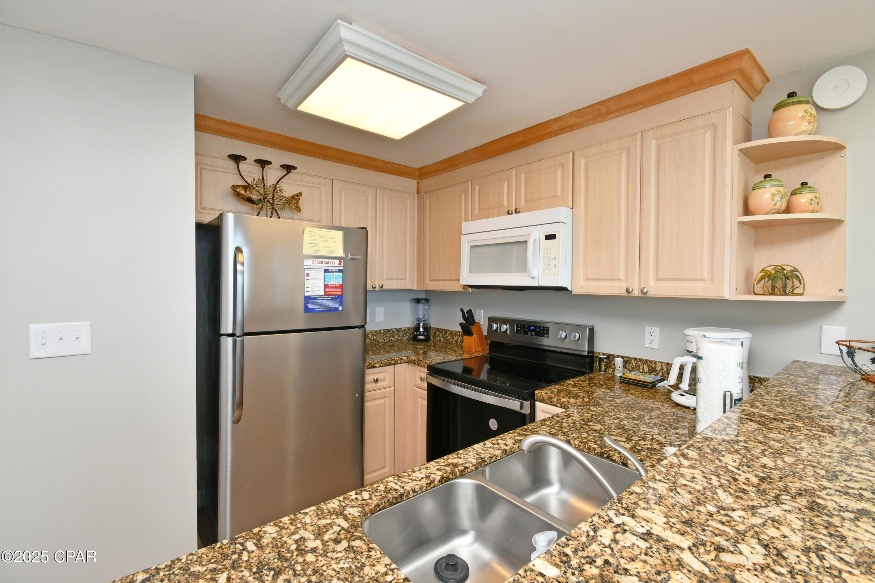 Image 22 For 9450 Thomas Drive 1406d