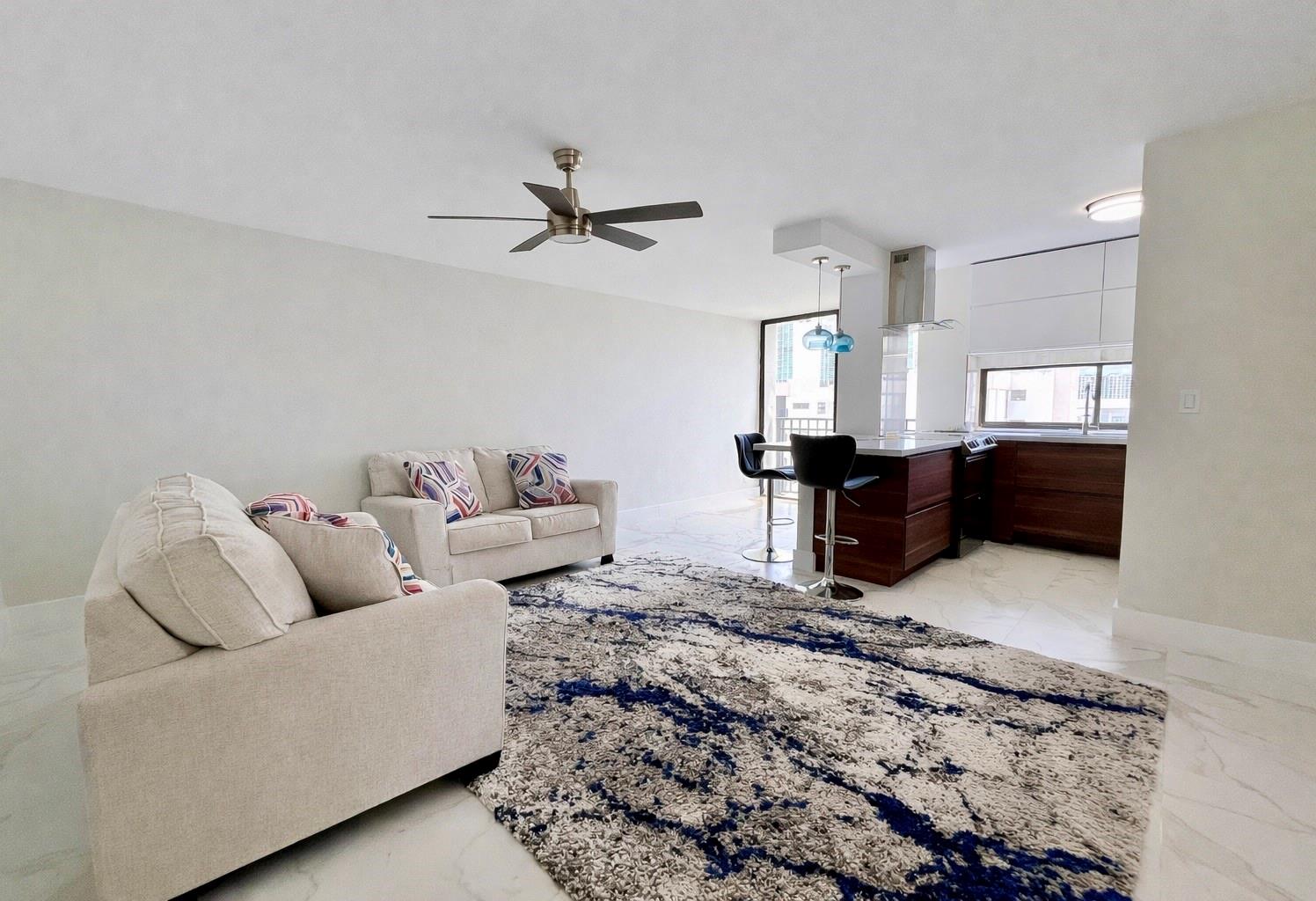 Plaza Of Americas Condo