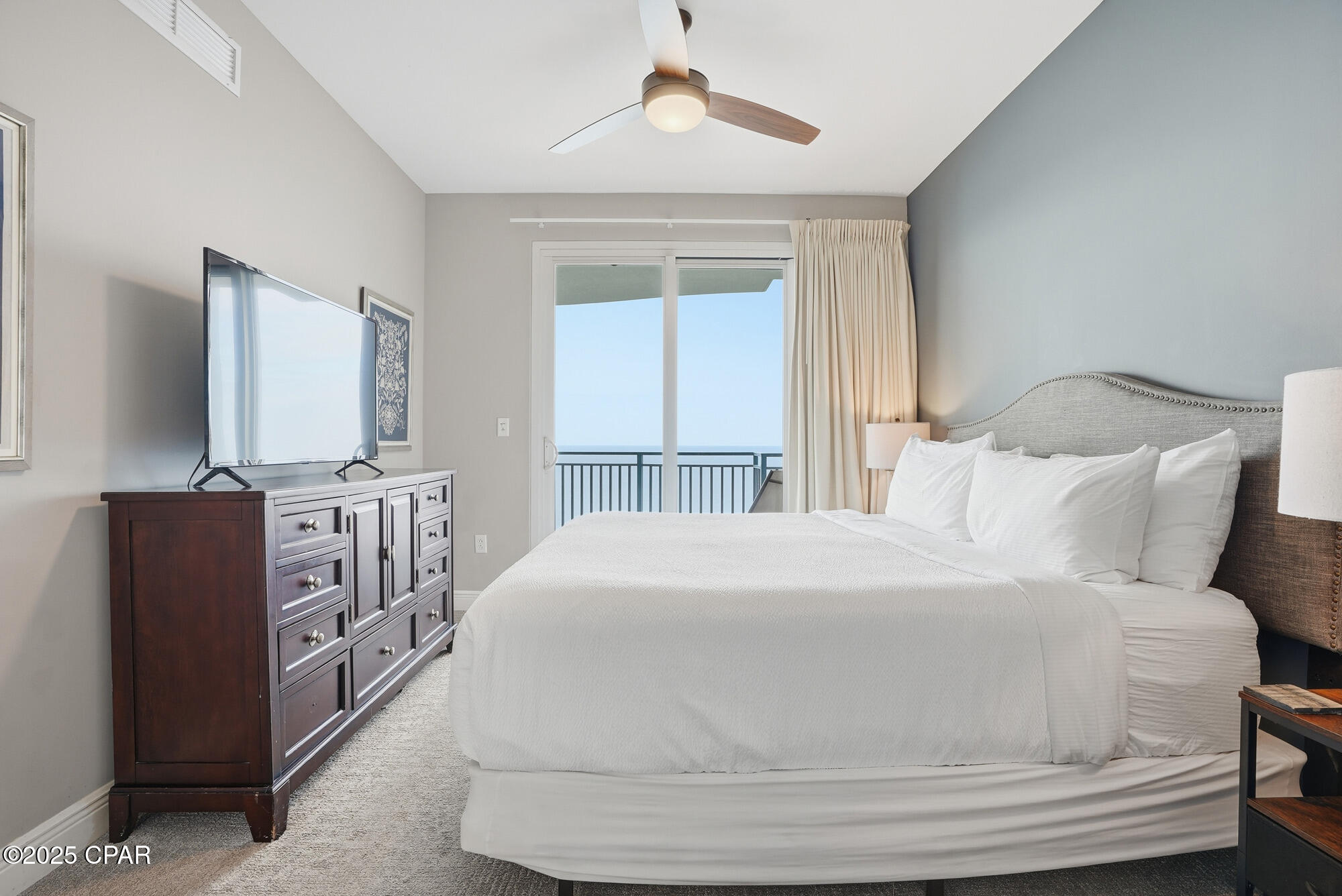 Image 21 For 16701 Front Beach Road 2004