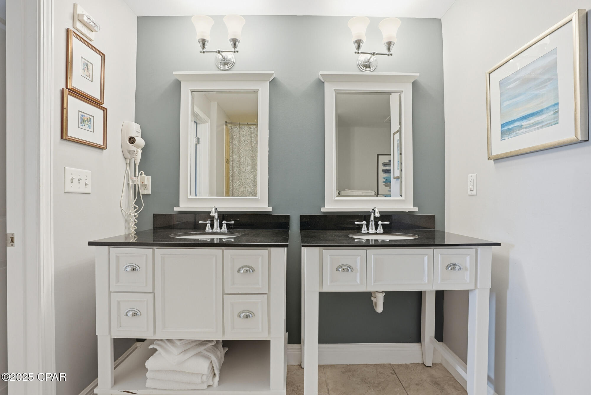 Image 28 For 16701 Front Beach Road 2004