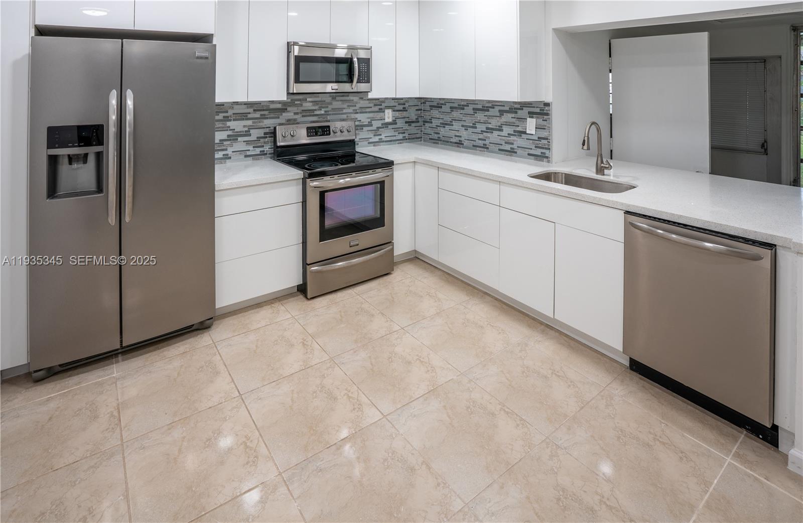 Green Hills Park West No