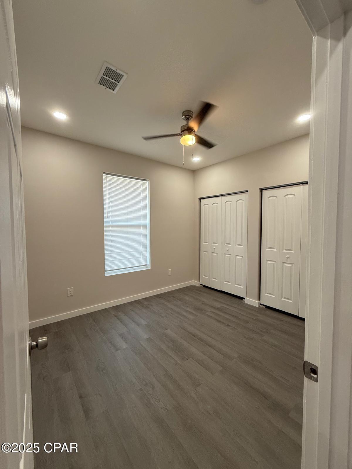 Image 15 For 2913 5th Court A