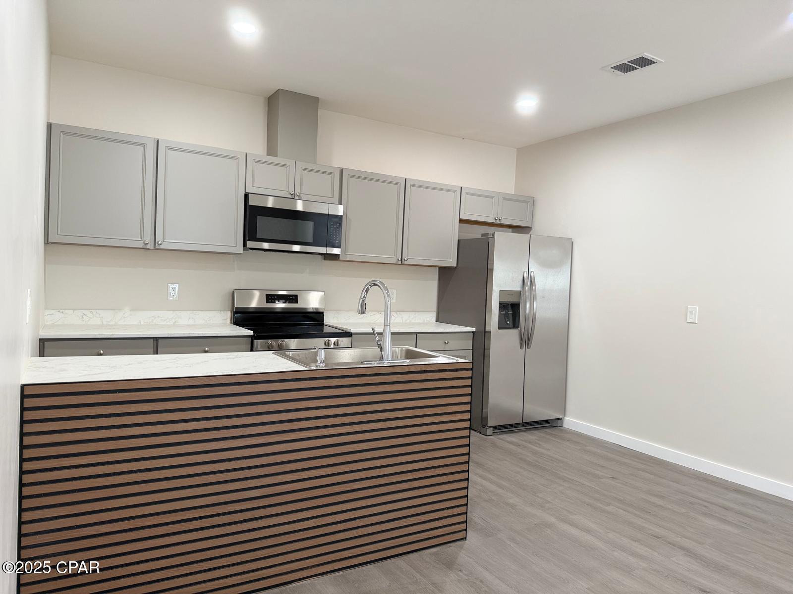 Image 4 For 2913 5th Court A