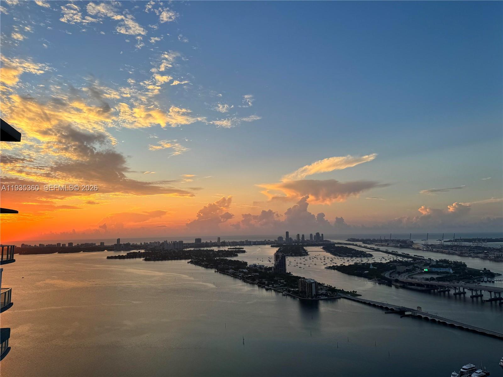 Quantum On The Bay Condo